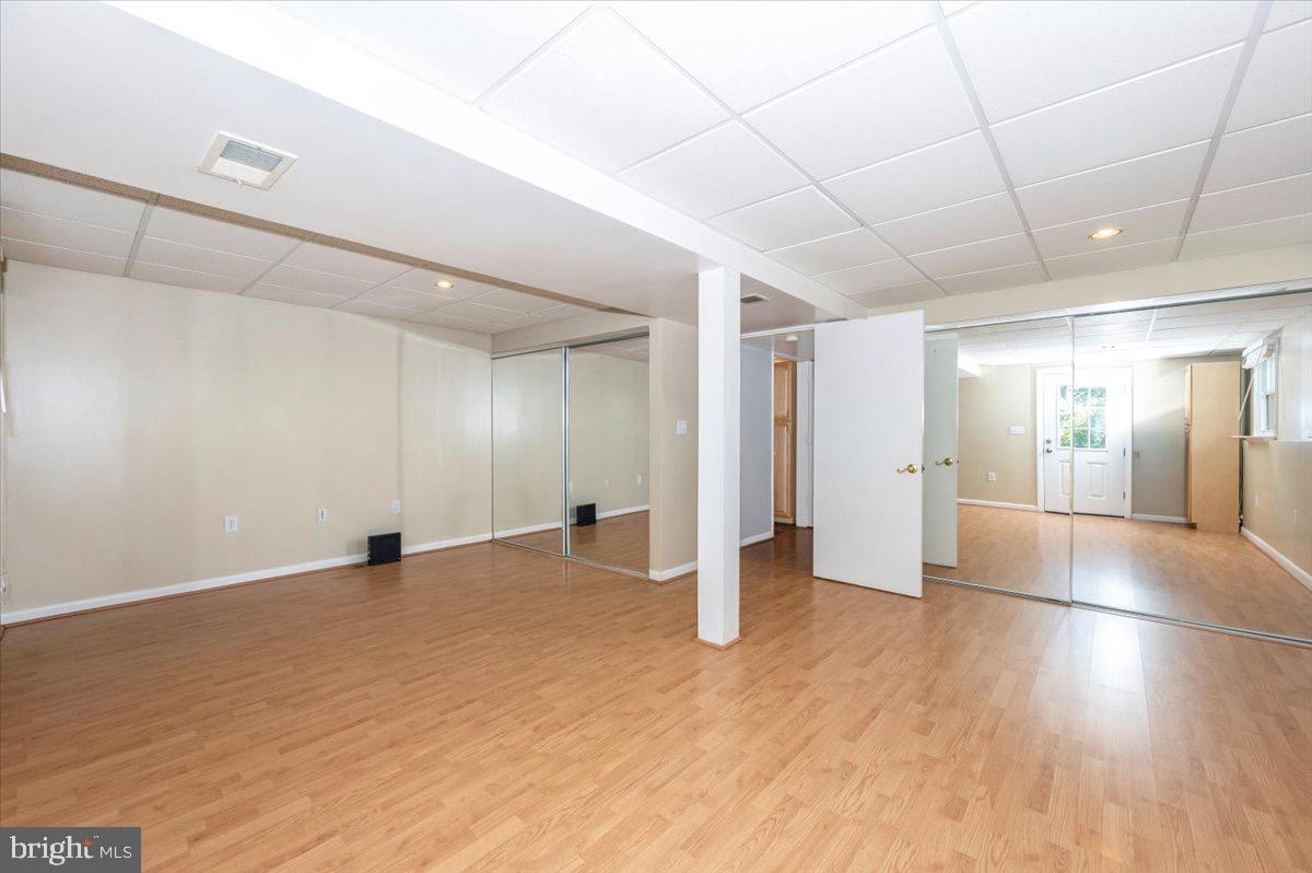 WISPERREN OAKS - Residential