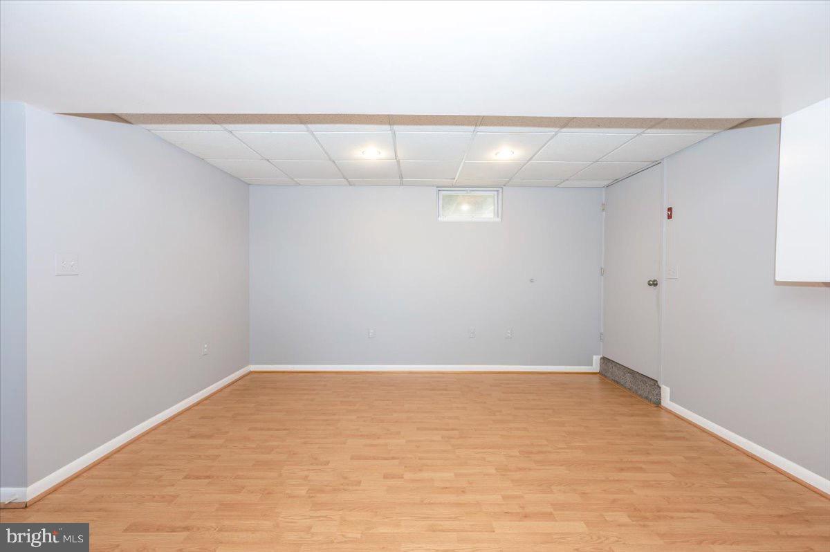 WISPERREN OAKS - Residential