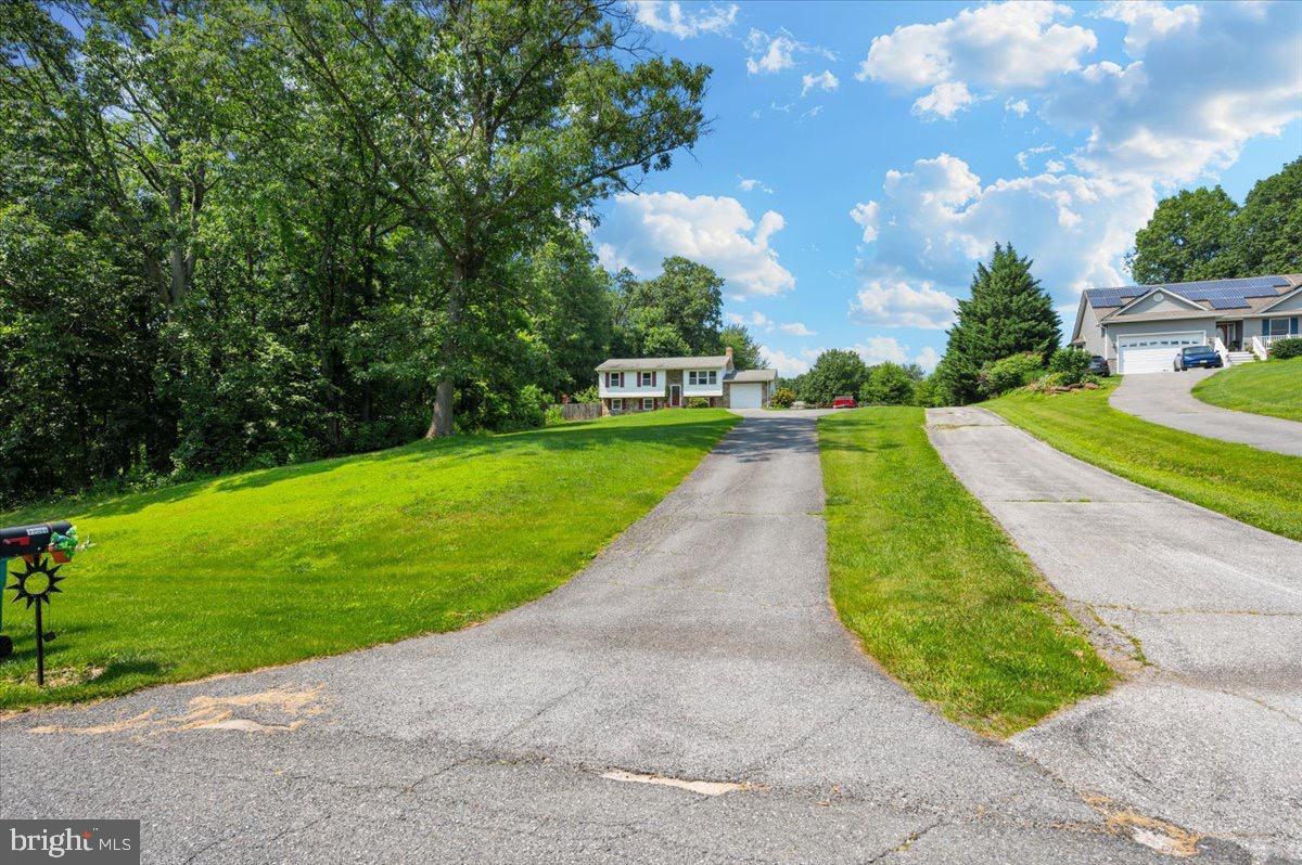 WISPERREN OAKS - Residential