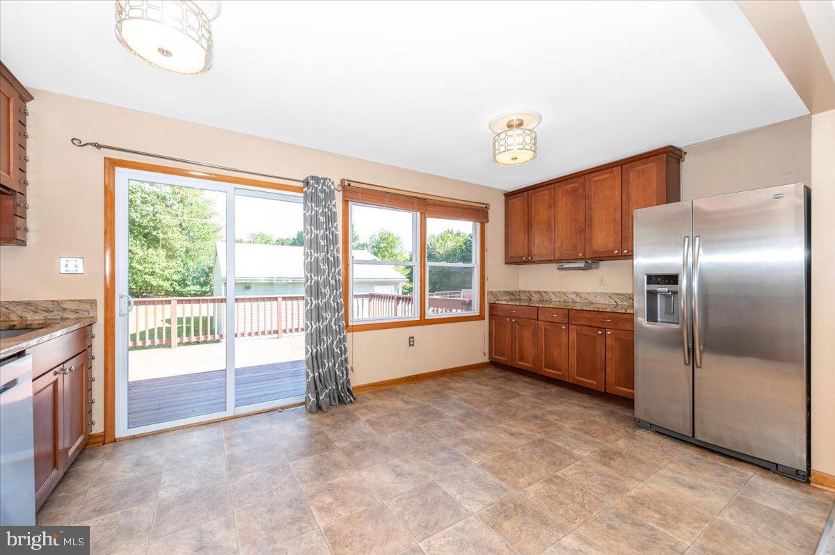 WISPERREN OAKS - Residential