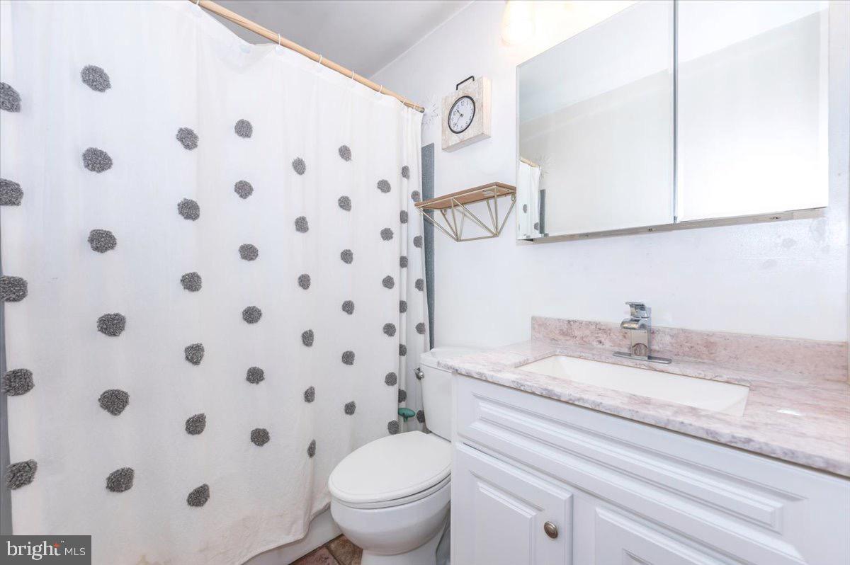 WISPERREN OAKS - Residential