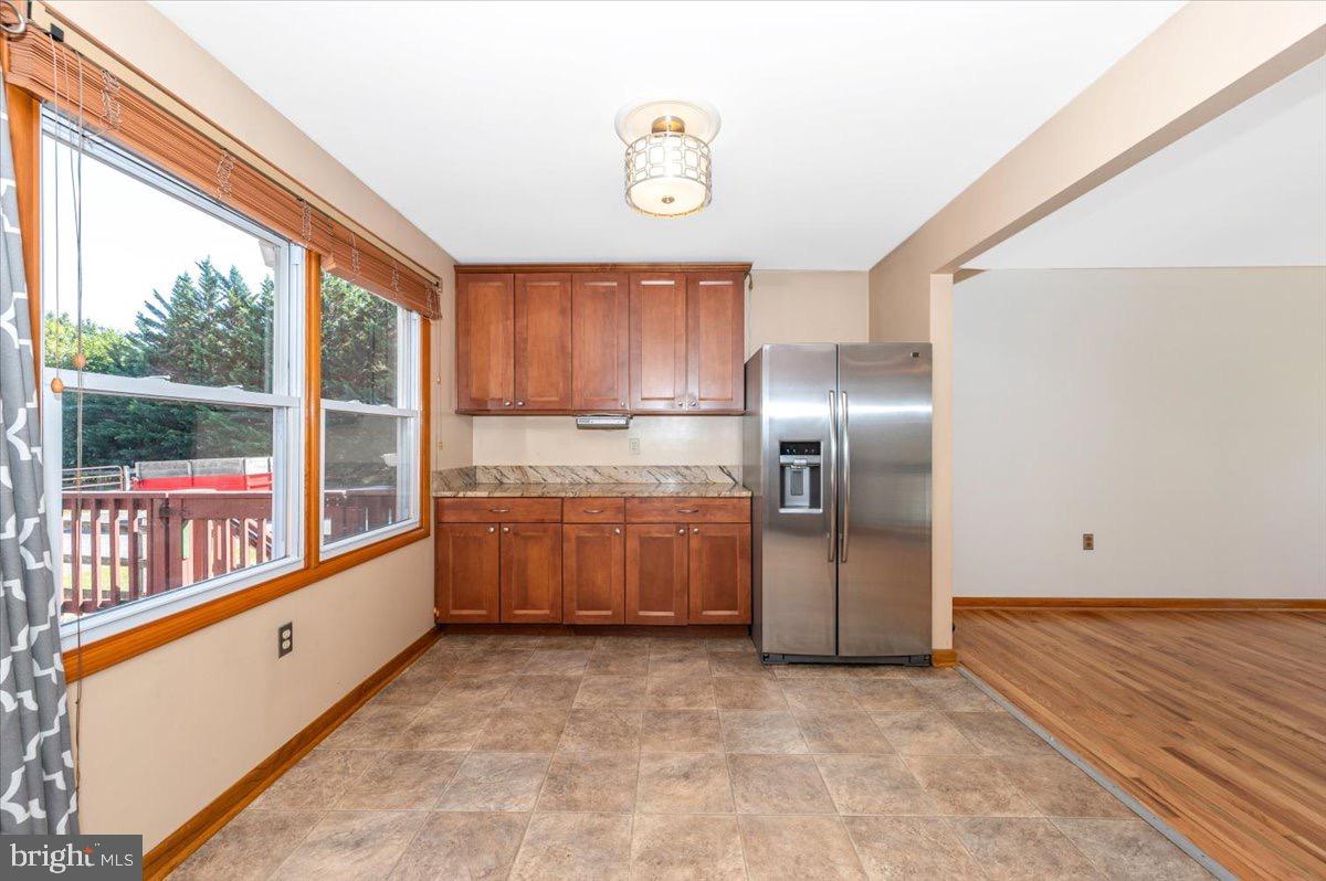 WISPERREN OAKS - Residential