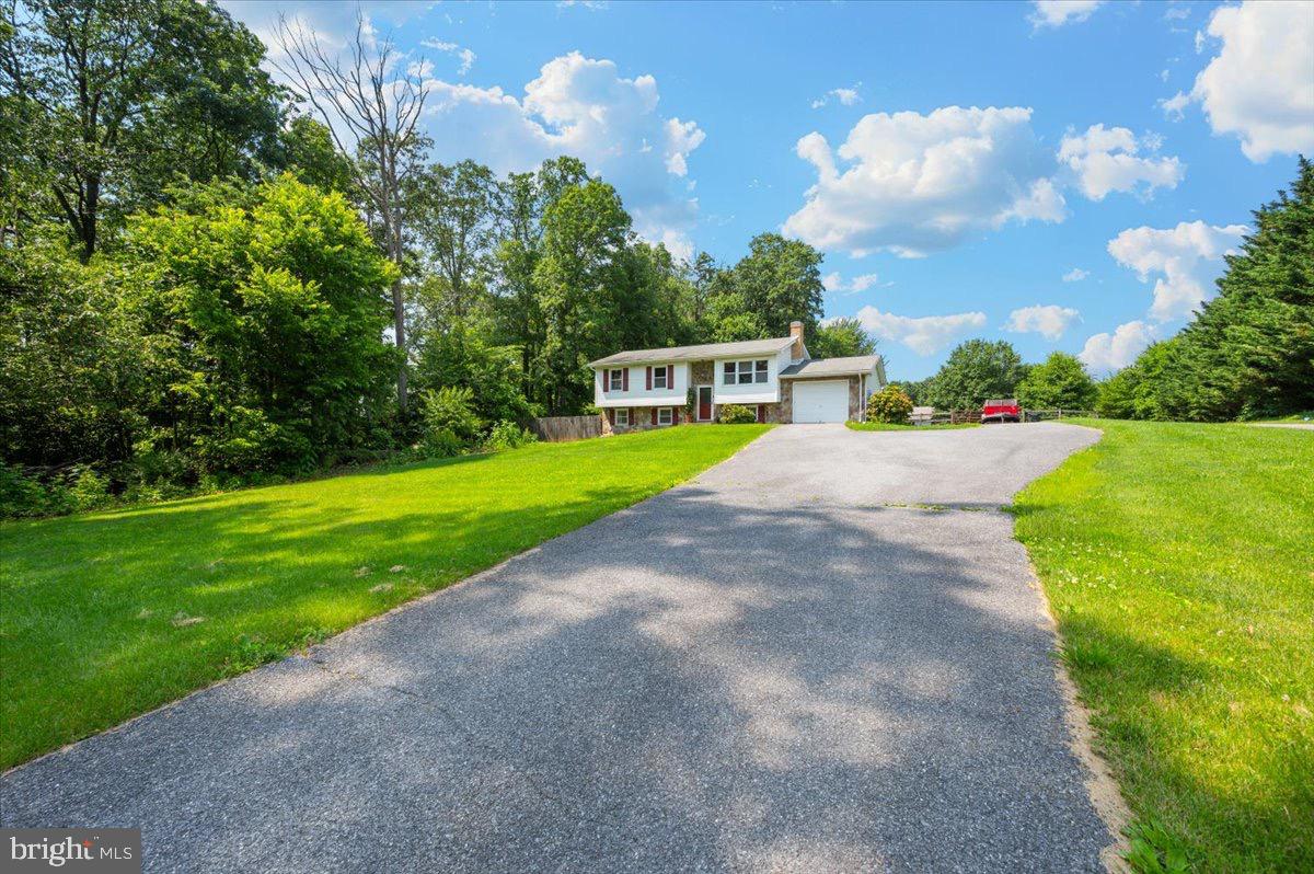 WISPERREN OAKS - Residential