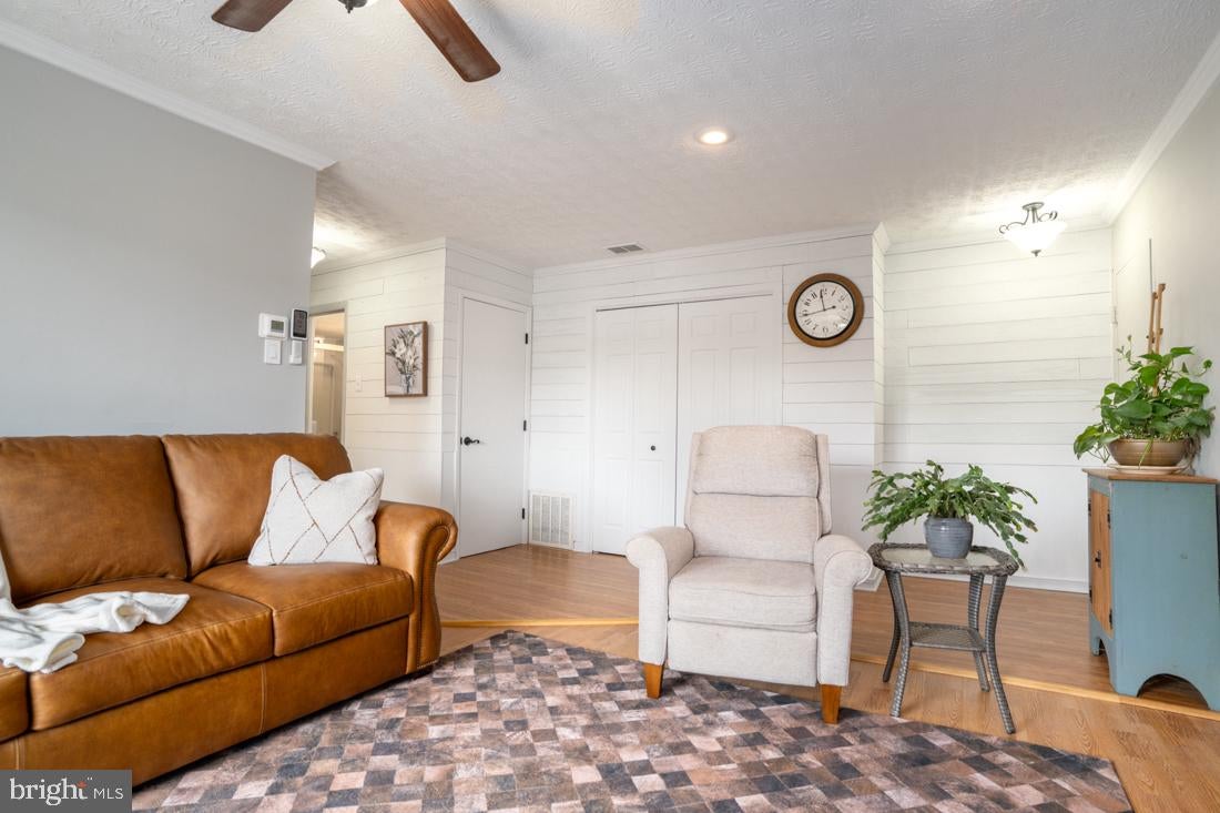 1002 SCARLET OAK COURT 3A
