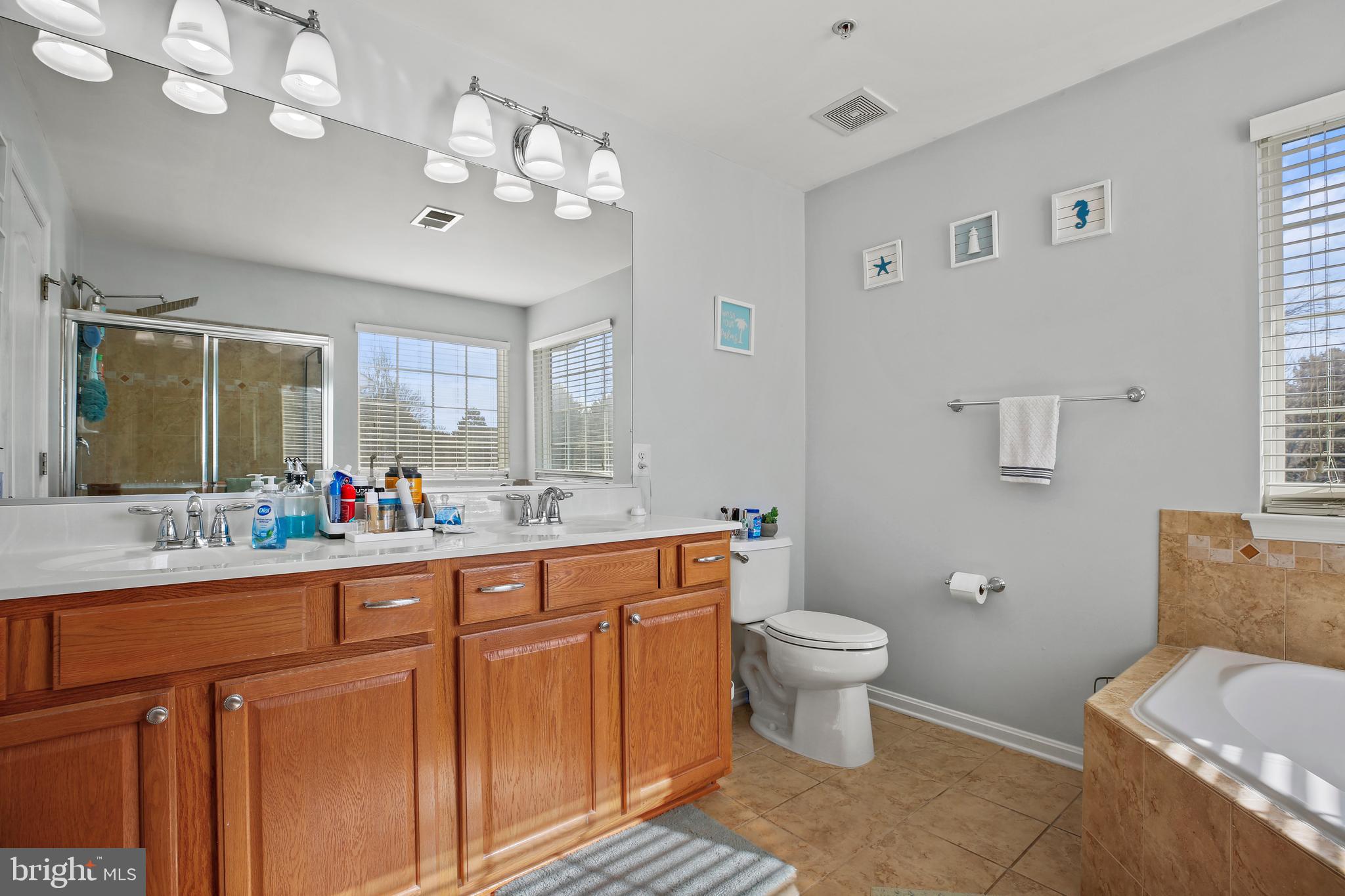 SUN MEADOW - Residential