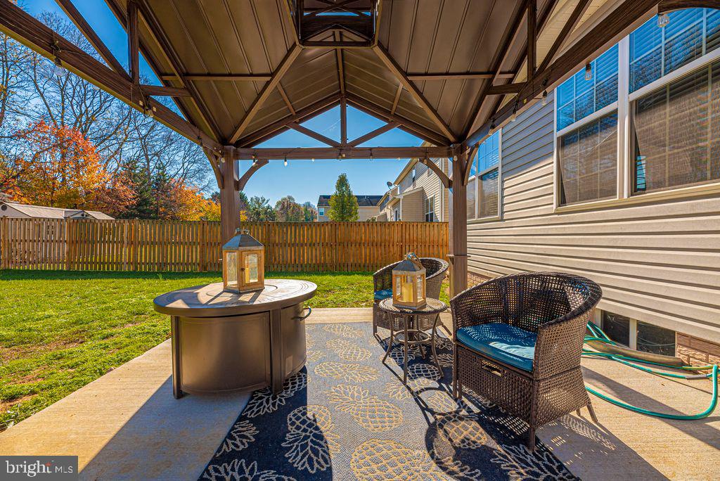 SUN MEADOW - Residential