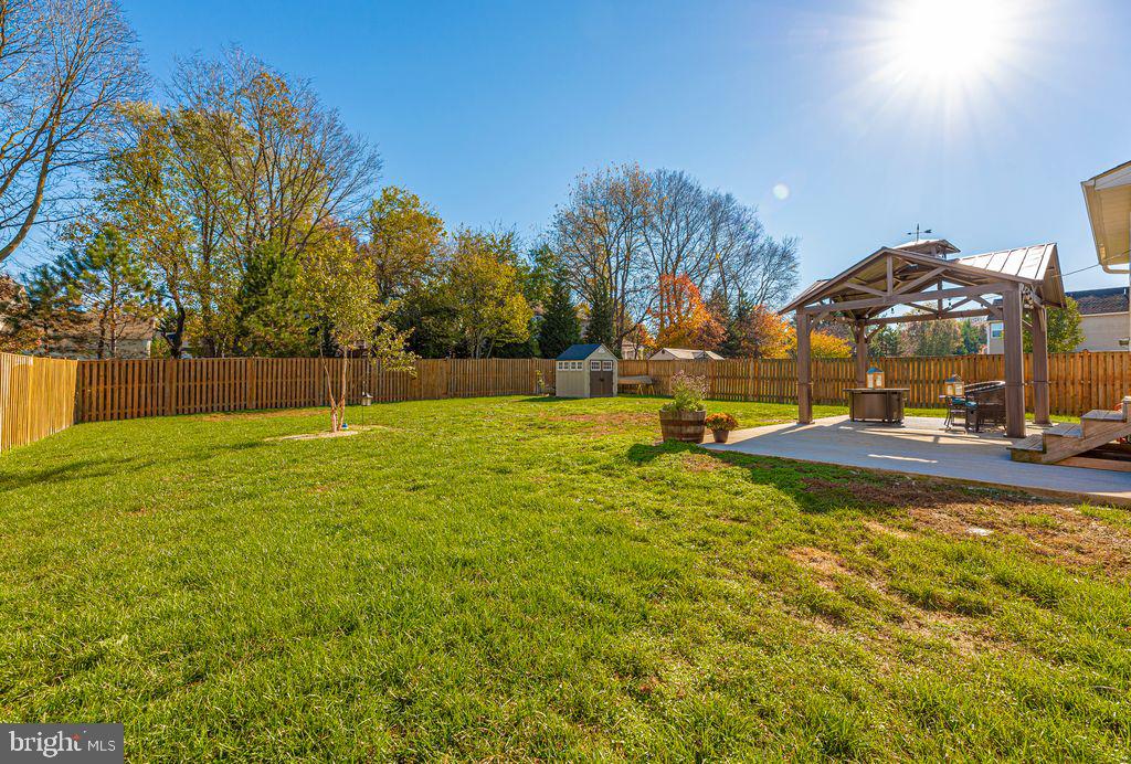 SUN MEADOW - Residential