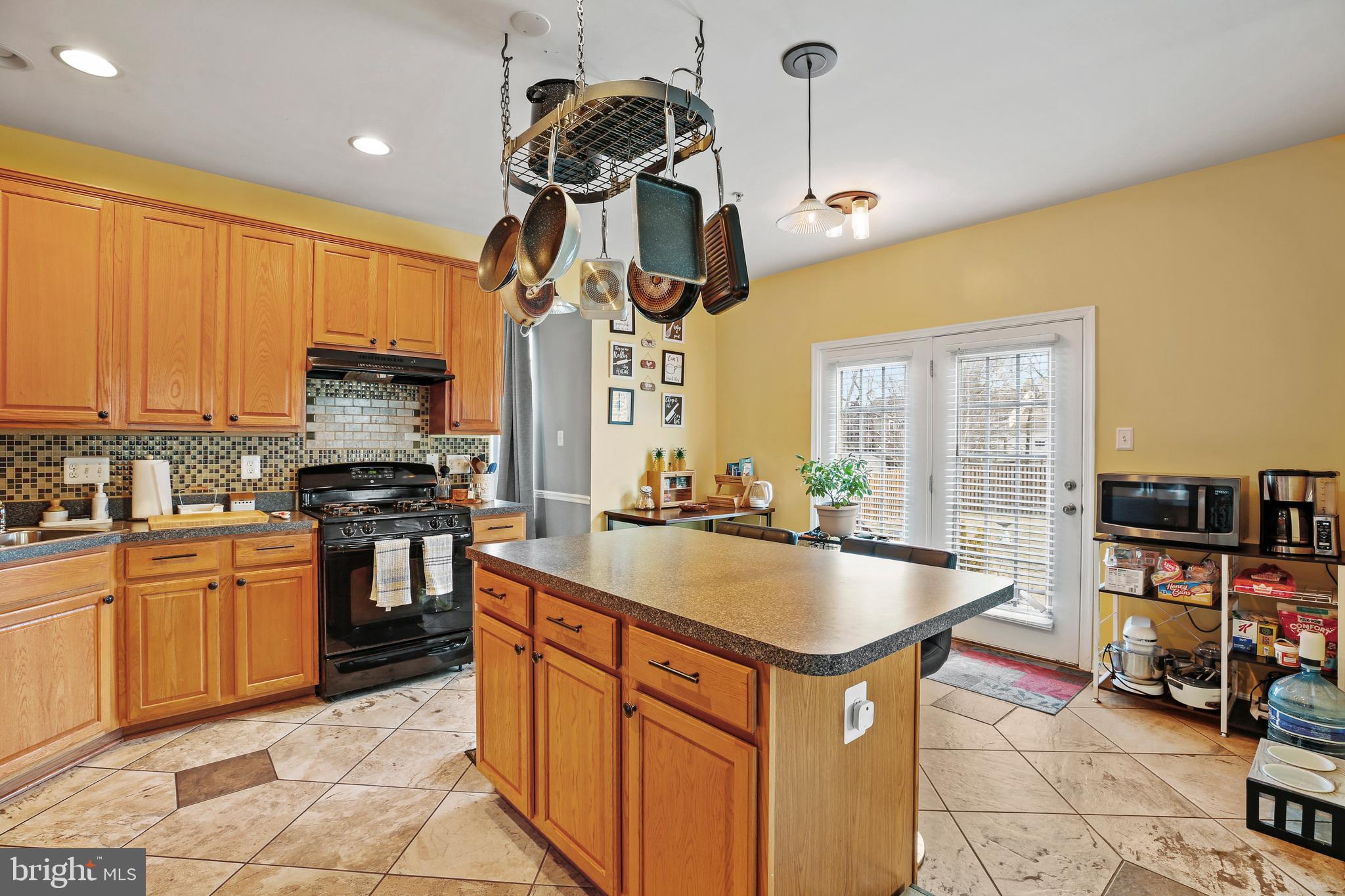 SUN MEADOW - Residential