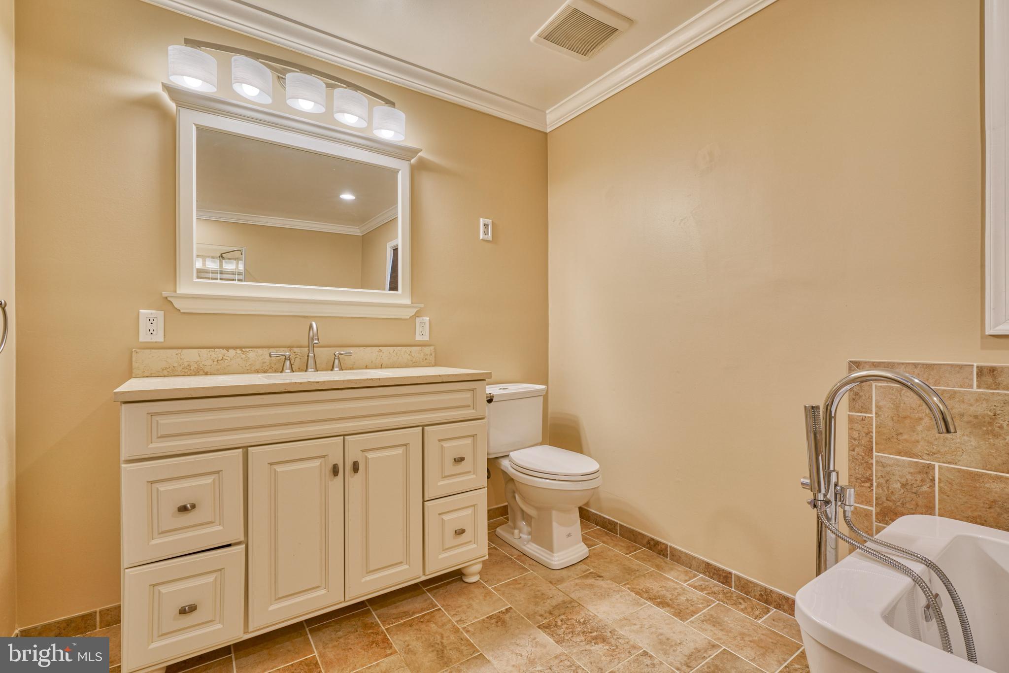 LAKELAND - Residential