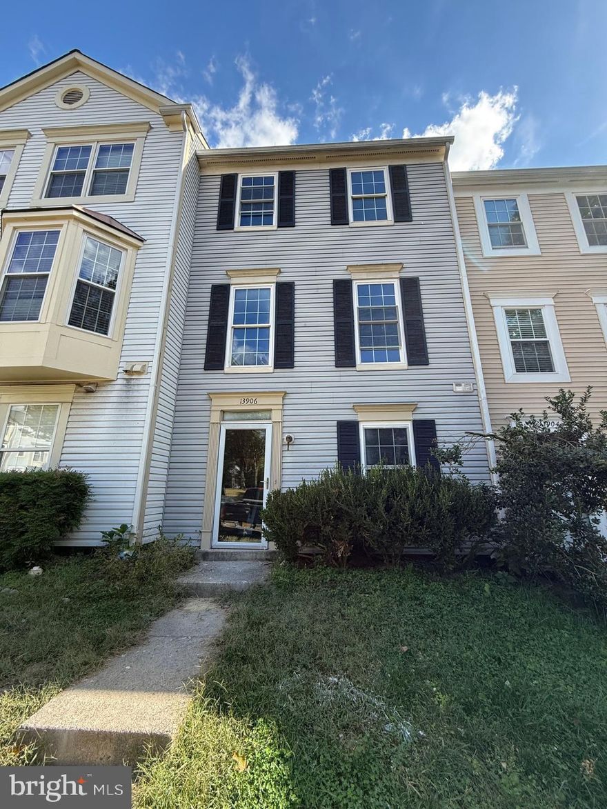 ✨ Welcome to 13906 Big Yankee Ln in the highly sought-after Singleton’s Grove community of Centreville! ✨

This beautifully renovated 3-level townhome offers 3 bedrooms, 2.5 bathrooms, and a modern design that’s completely move-in ready. Every detail has been updated for you, including:

✅ Brand-new kitchen with upgraded cabinets, countertops, and appliances
✅ Newly renovated bathrooms with stylish finishes
✅ New flooring, fresh paint, and trim throughout
✅ New HVAC system for year-round comfort

Enjoy the open layout with plenty of natural light, a freshly stained deck for outdoor entertaining, and a fenced-in backyard for privacy.

Located in a vibrant community with convenient access to shopping, dining, commuter routes, and more, this home truly has it all.

All that’s left to do is move in and make it yours!