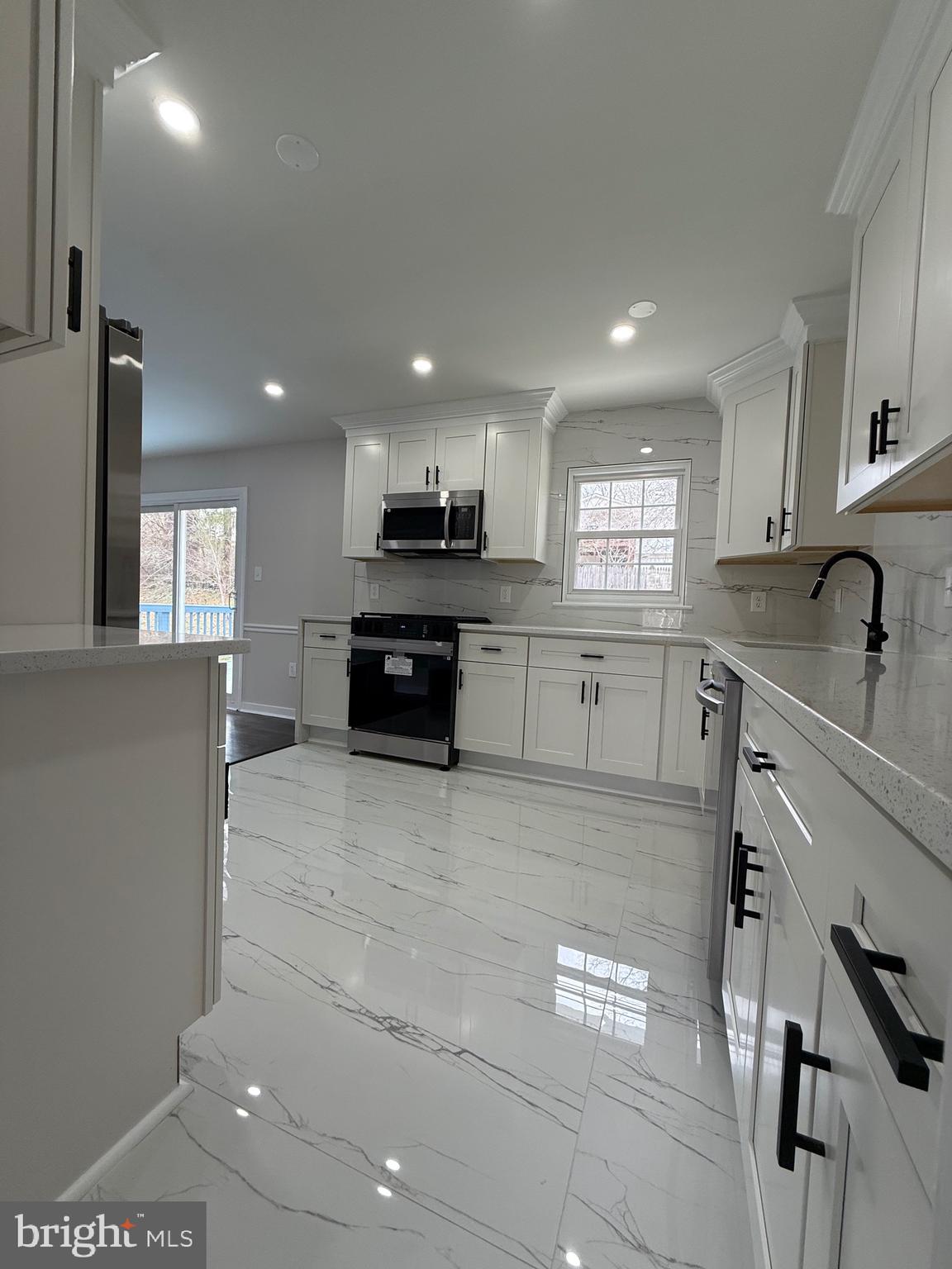 DALE CITY - Residential