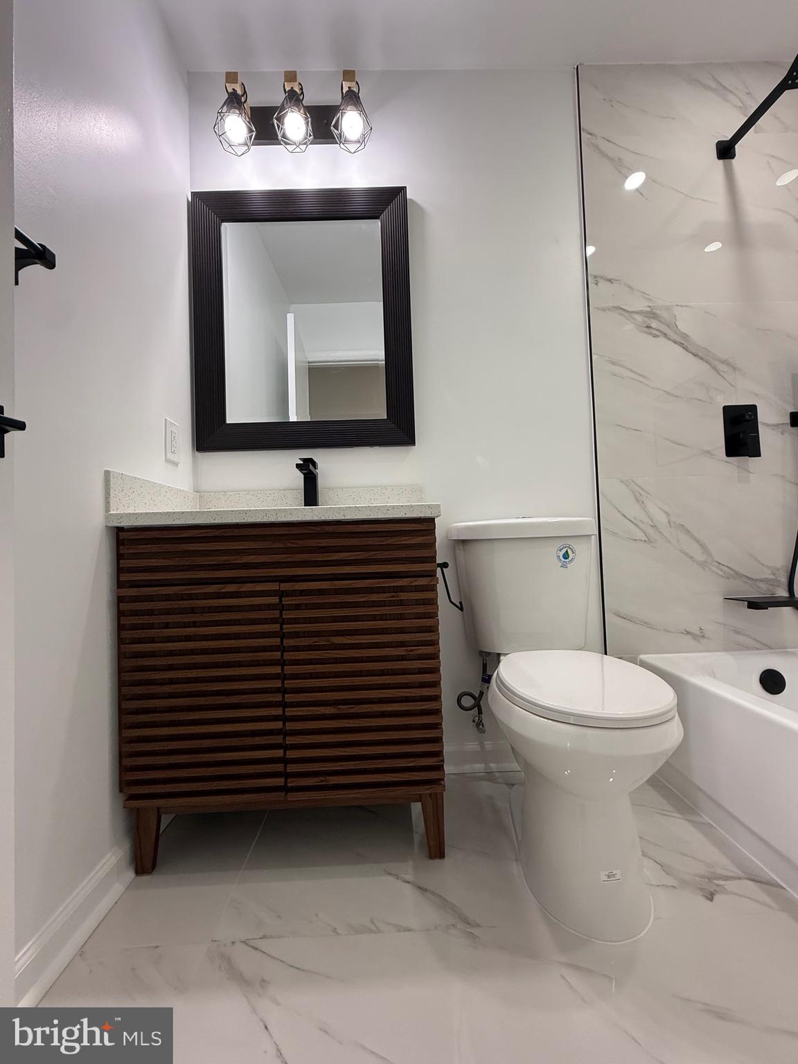 DALE CITY - Residential