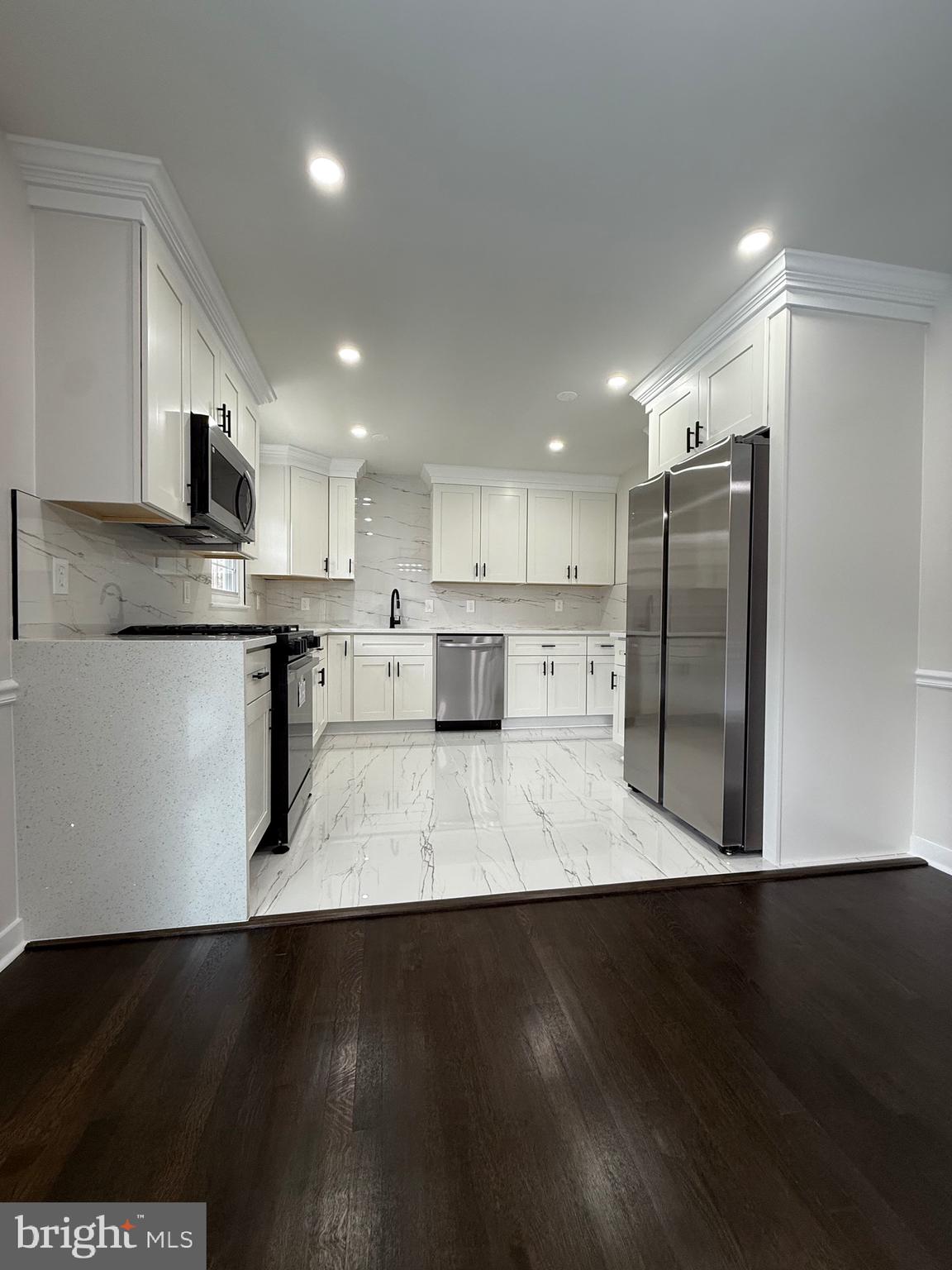 DALE CITY - Residential