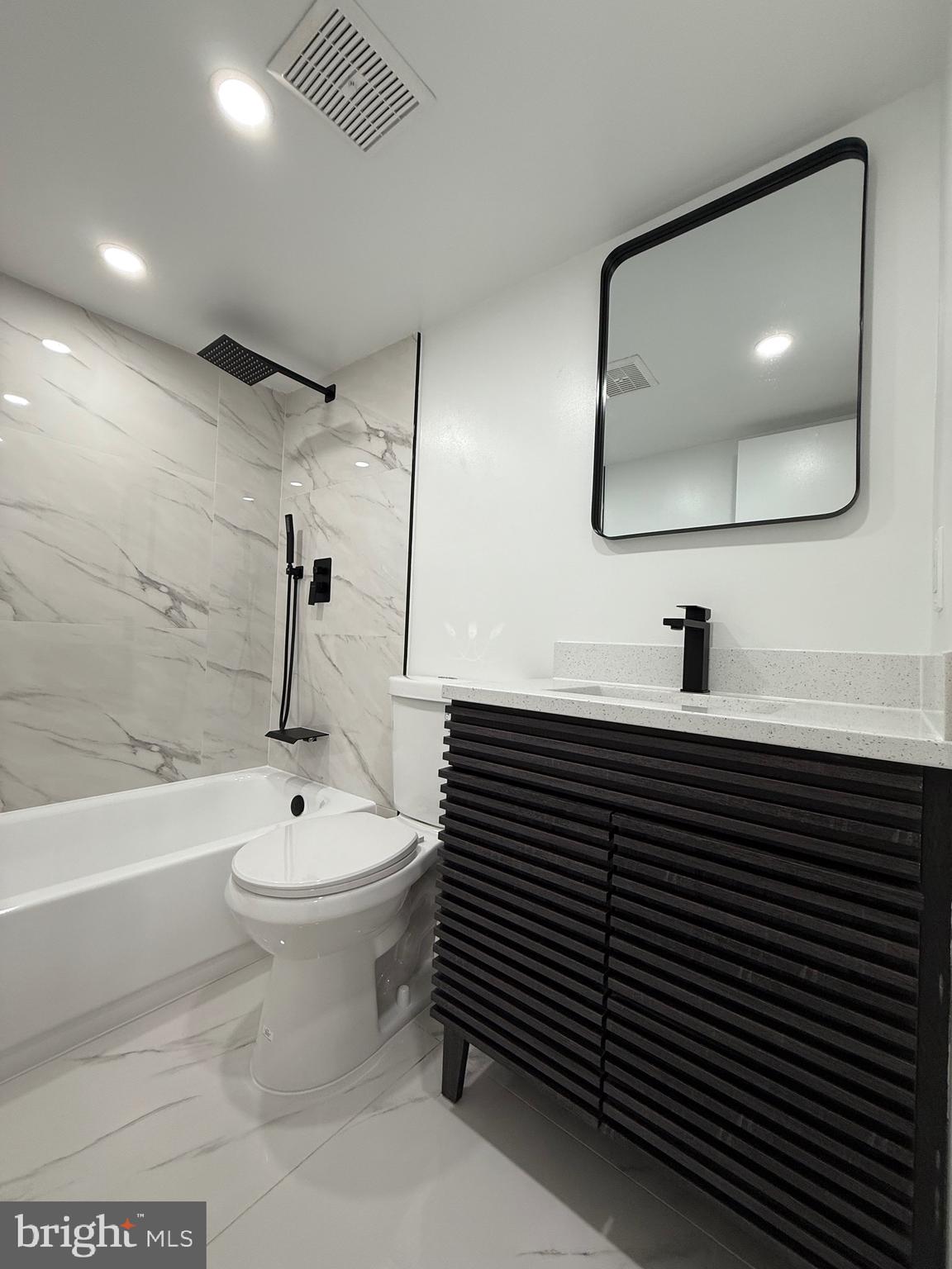 DALE CITY - Residential