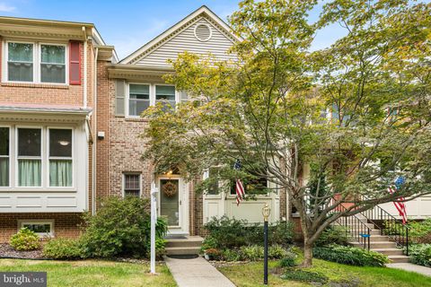9007 GOLDEN SUNSET LANE SPRINGFIELD VA 22153