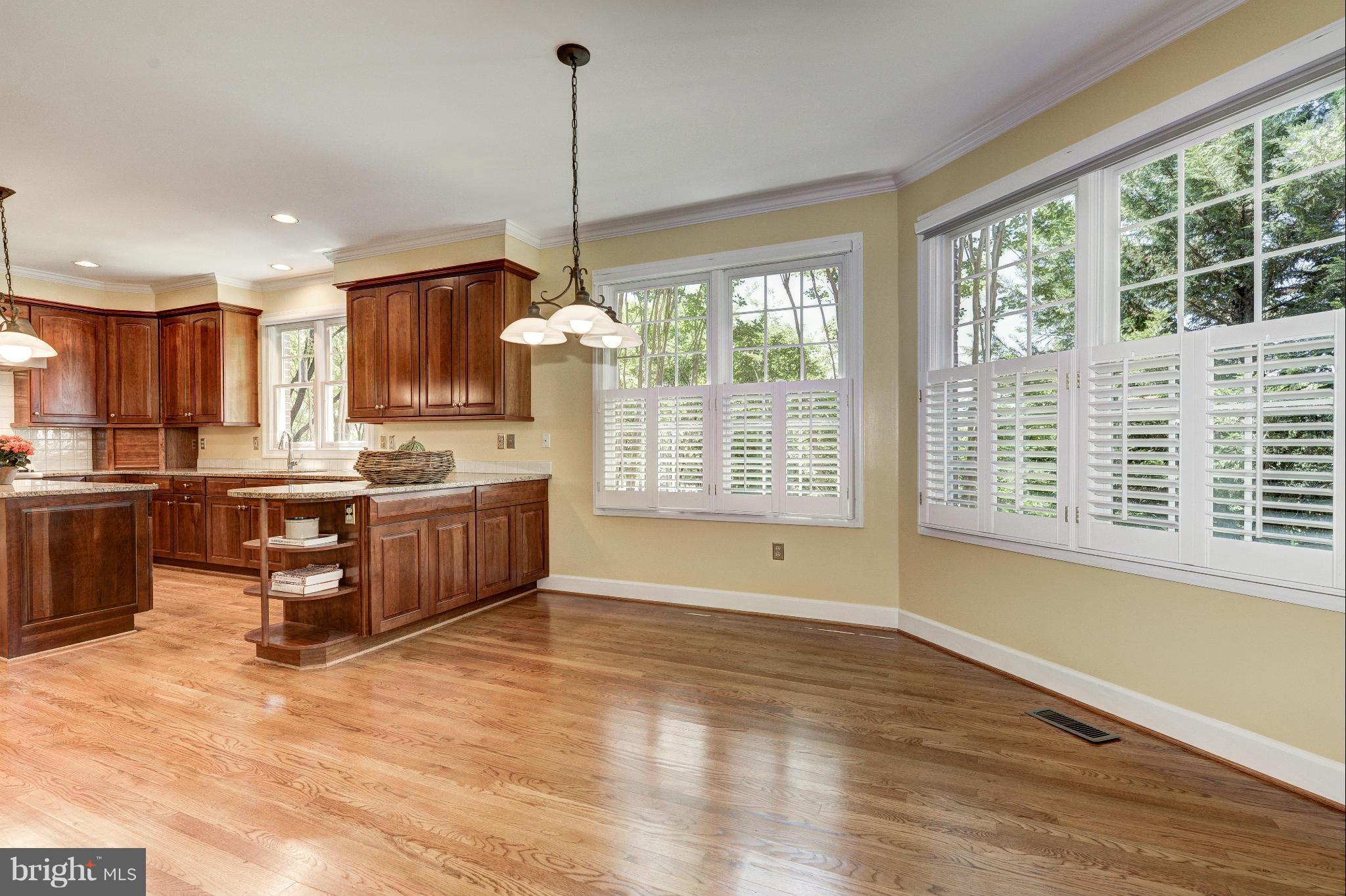 RIVER FALLS - Residential