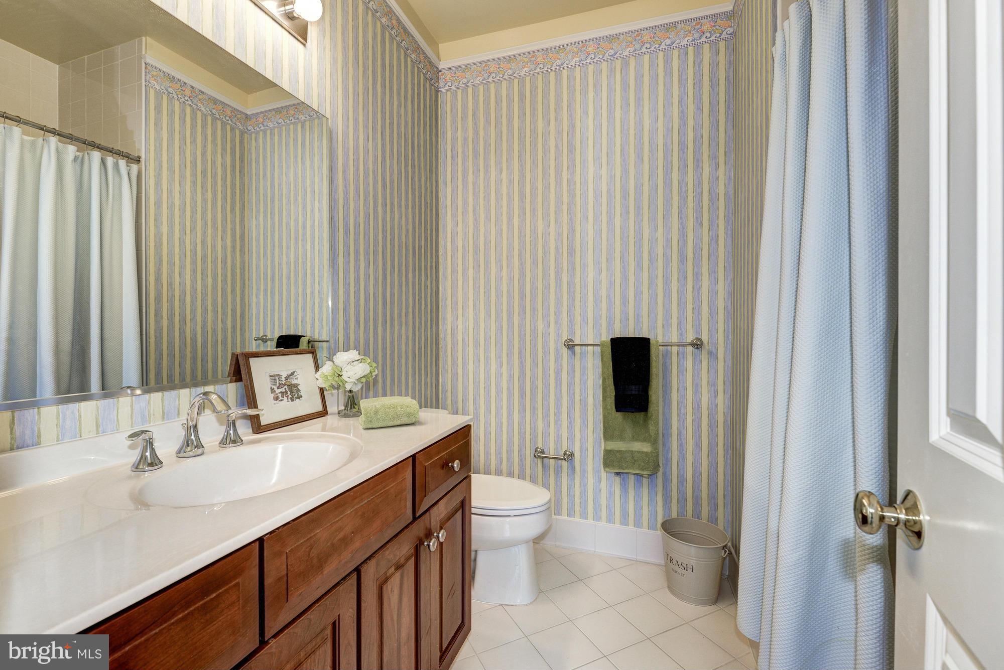 RIVER FALLS - Residential