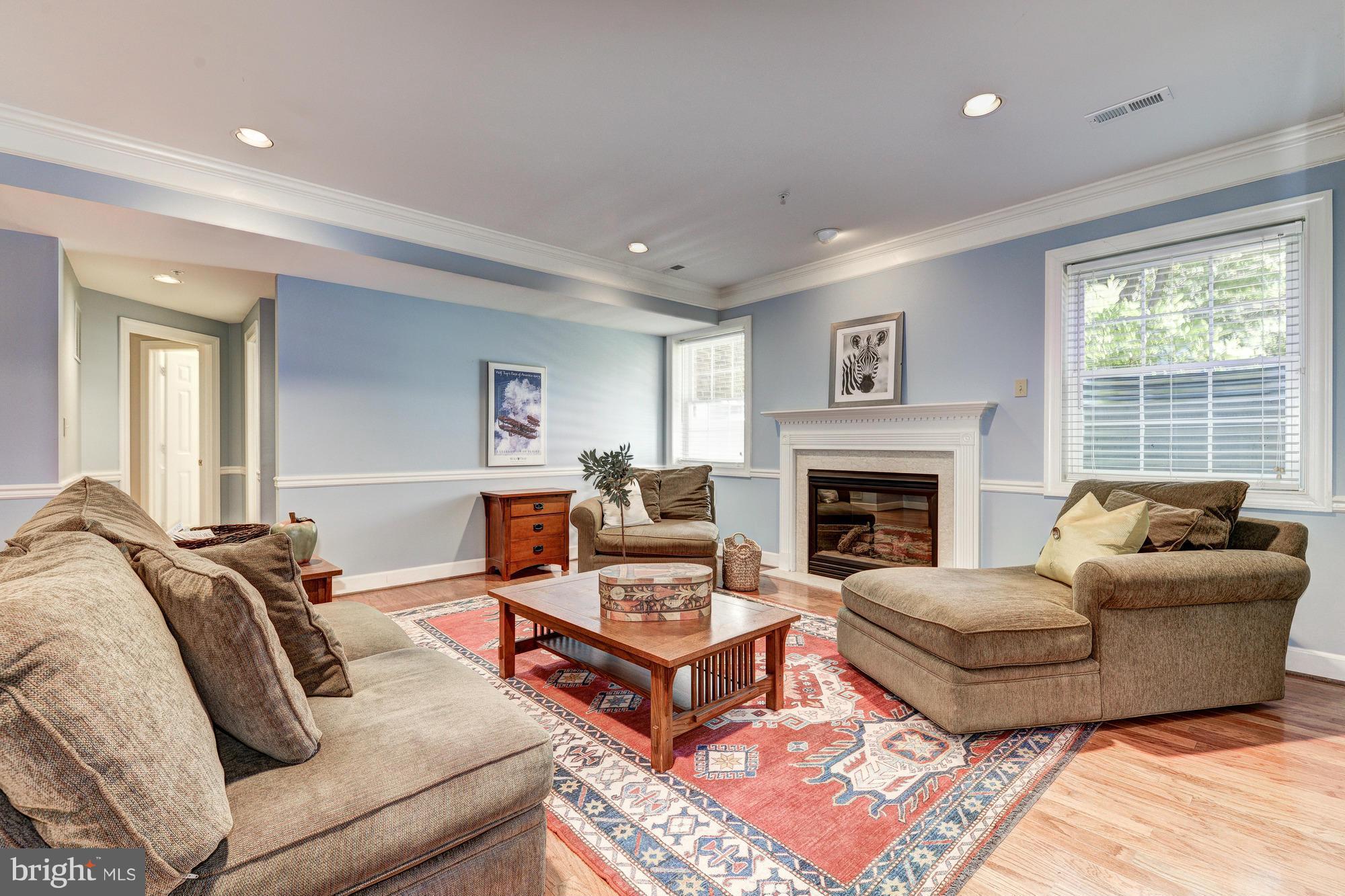 RIVER FALLS - Residential