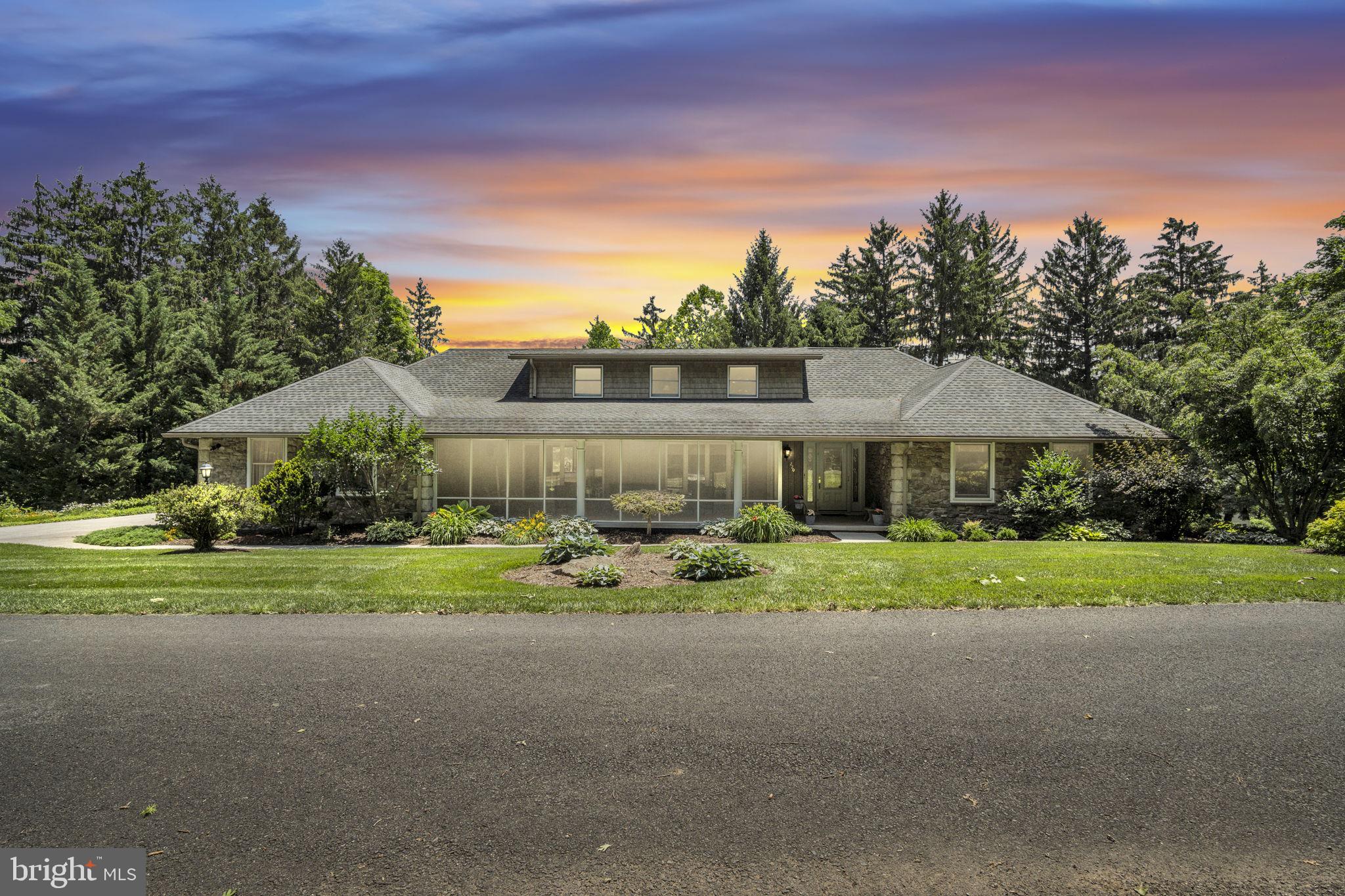 LONGVIEW ESTATES - Residential