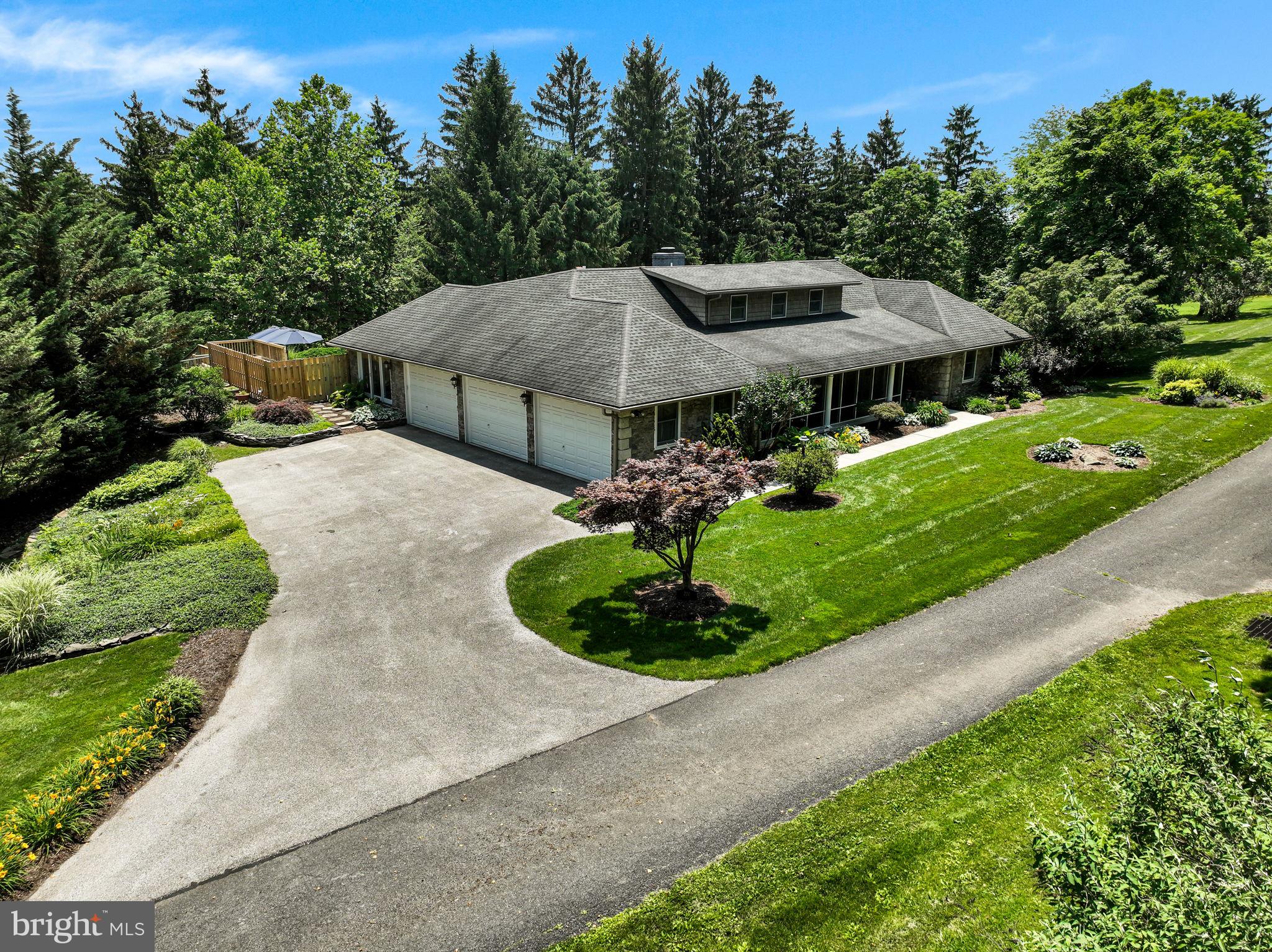 220 LONGVIEW BOULEVARD