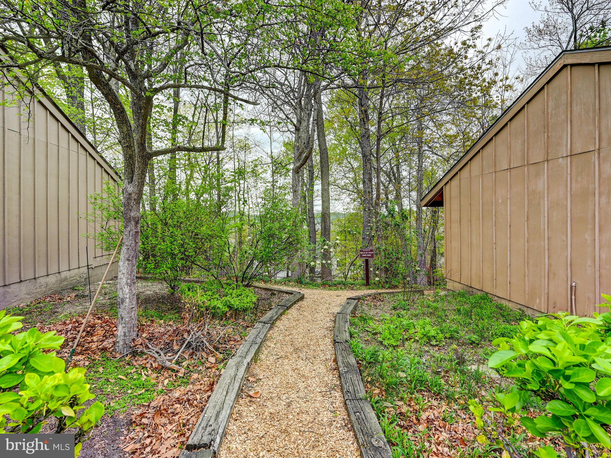 CROSS KEYS - Residential