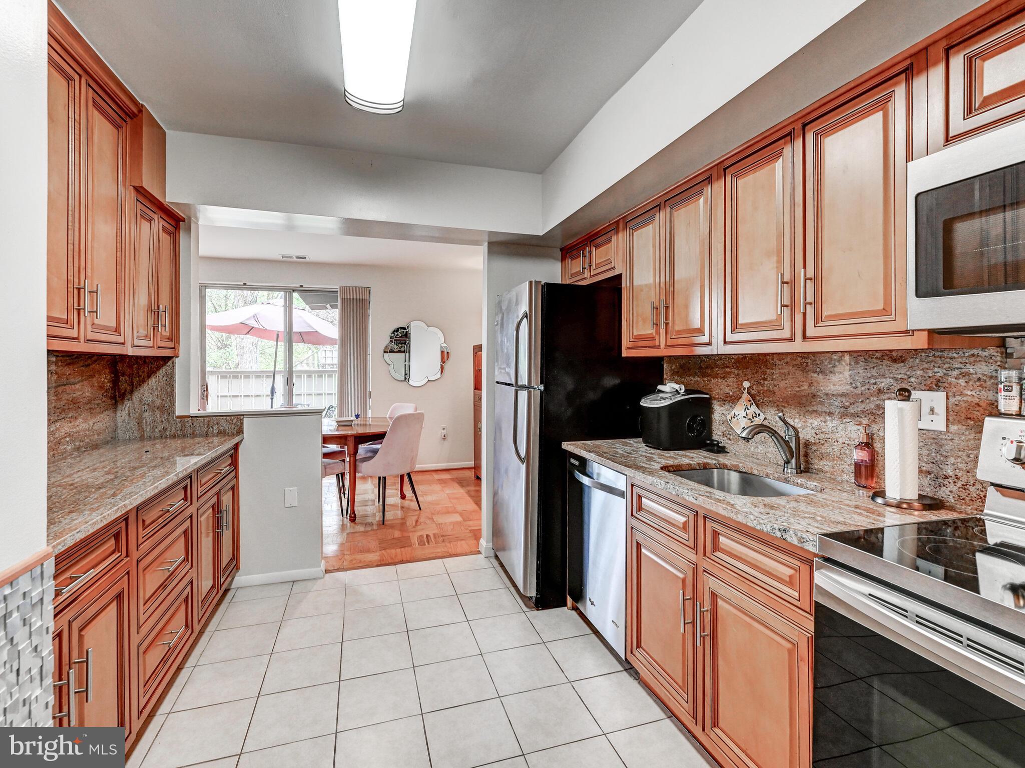 CROSS KEYS - Residential