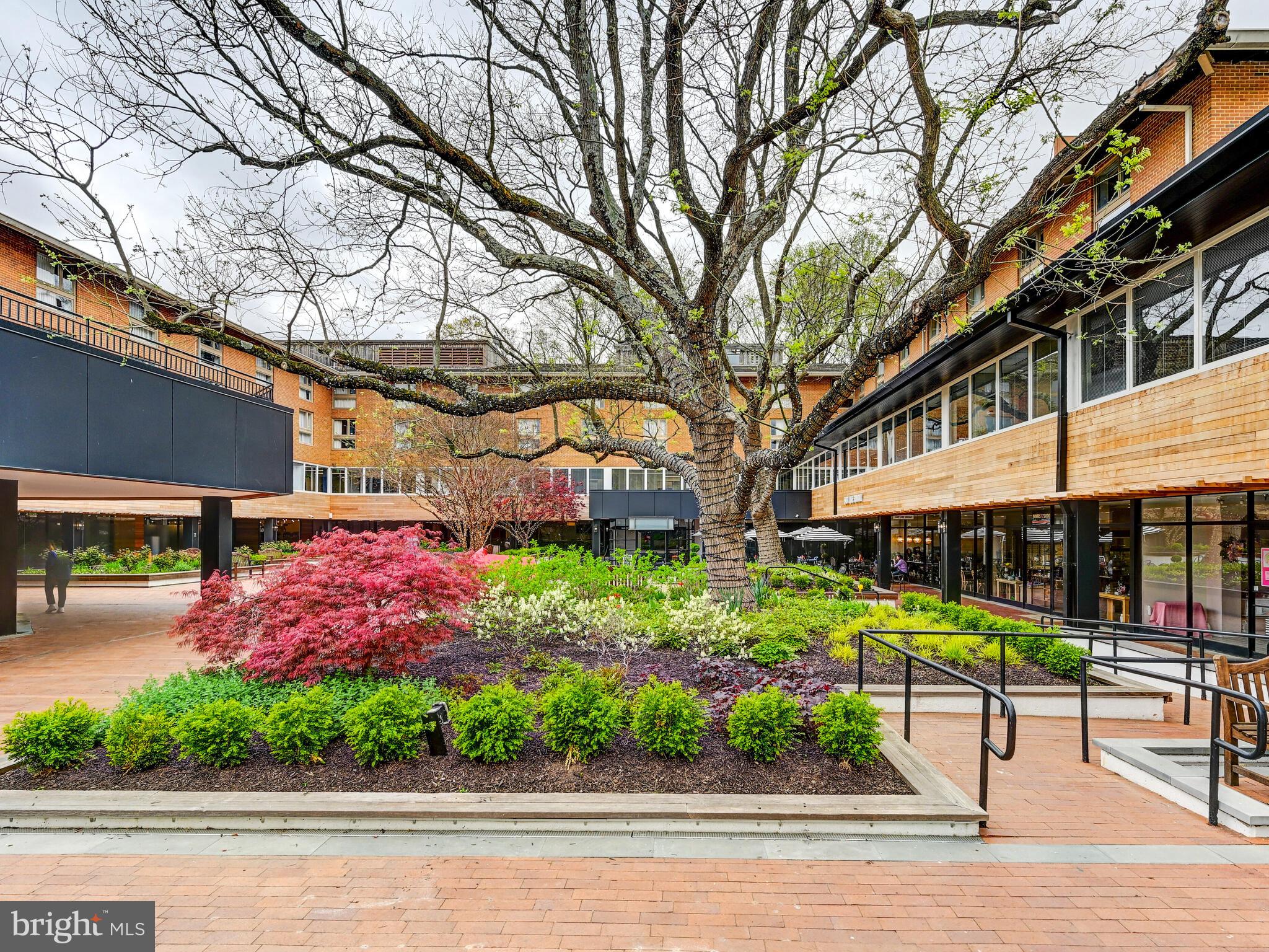 CROSS KEYS - Residential