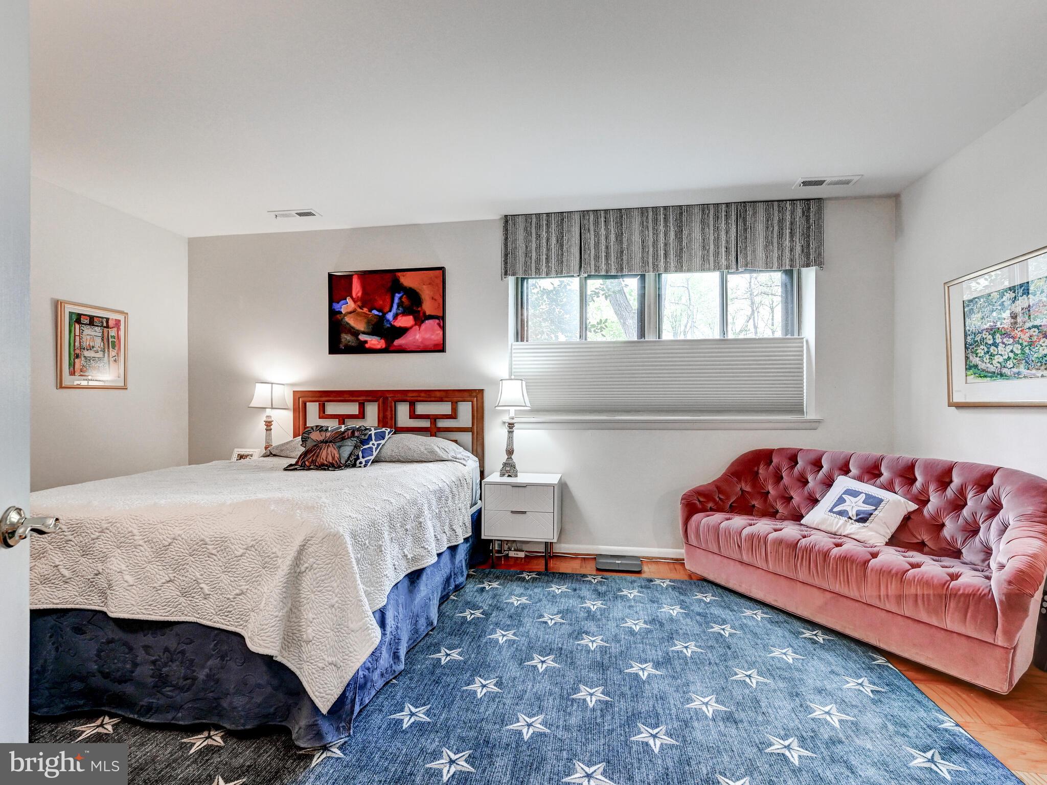 CROSS KEYS - Residential