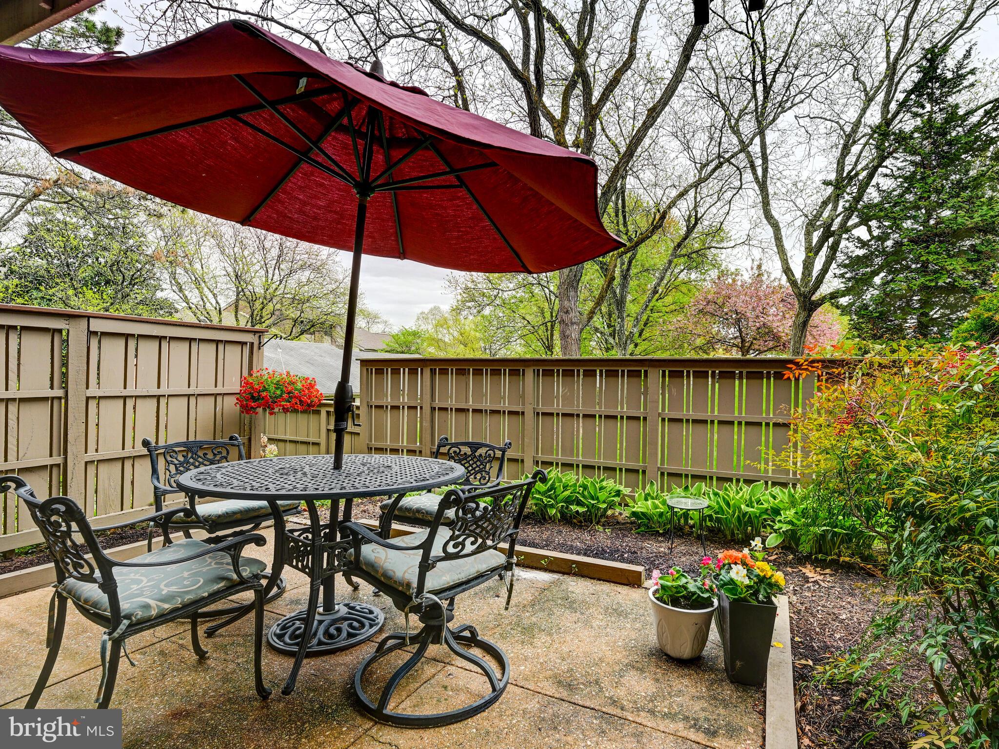 CROSS KEYS - Residential