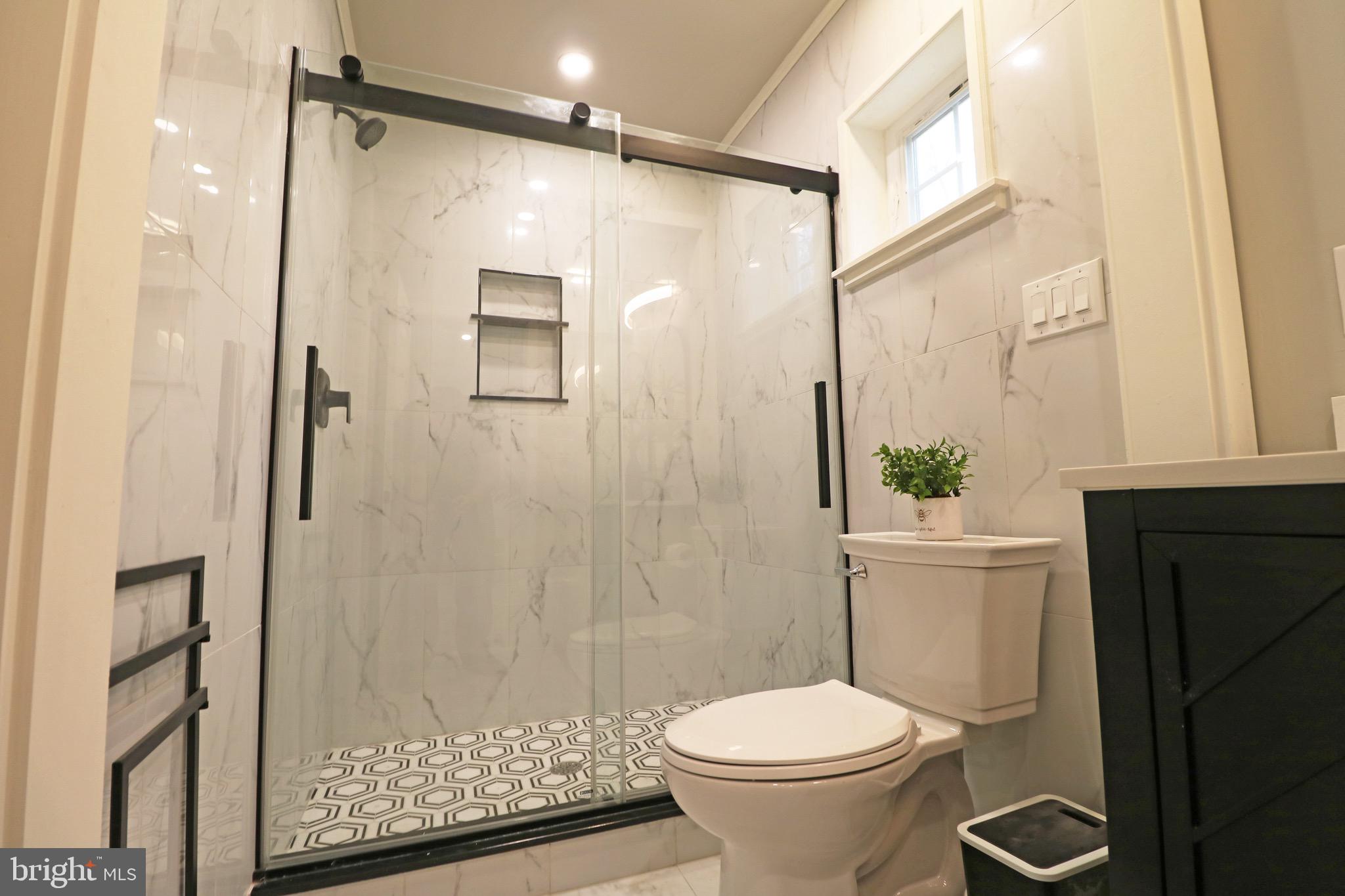 TWIN OAKS - Residential