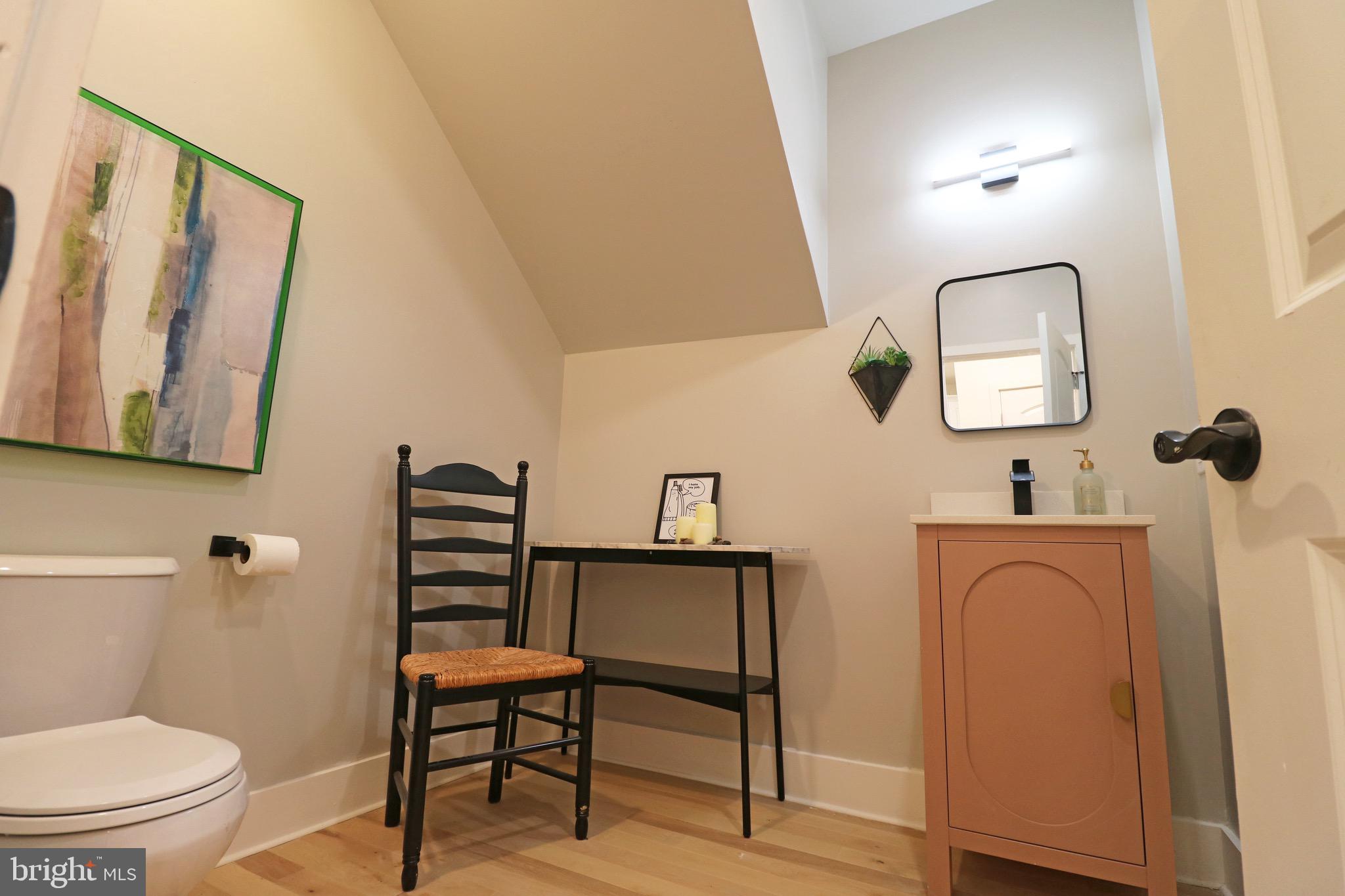 TWIN OAKS - Residential