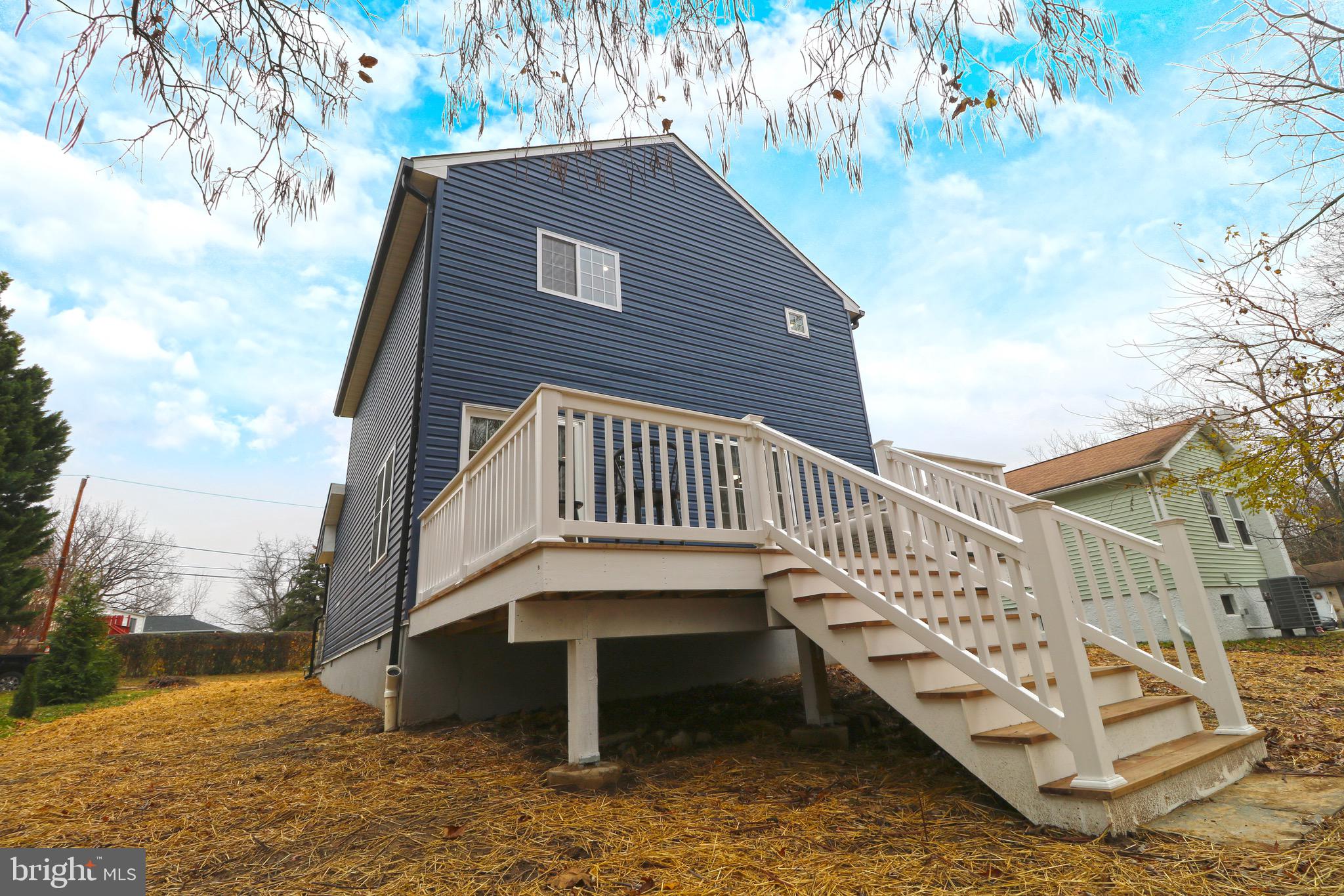 TWIN OAKS - Residential