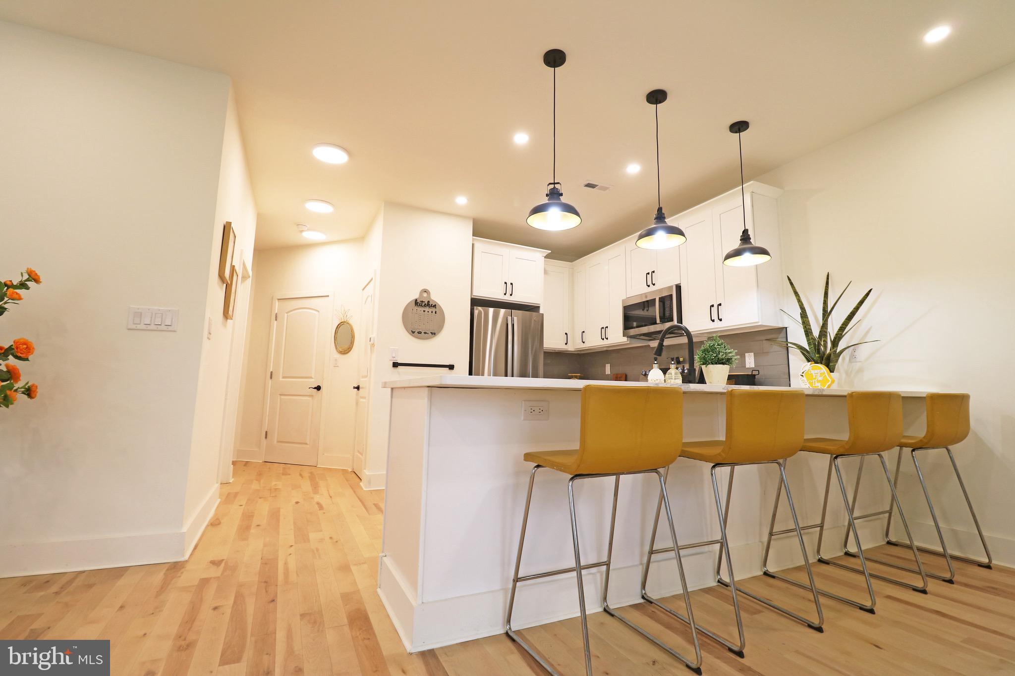 TWIN OAKS - Residential