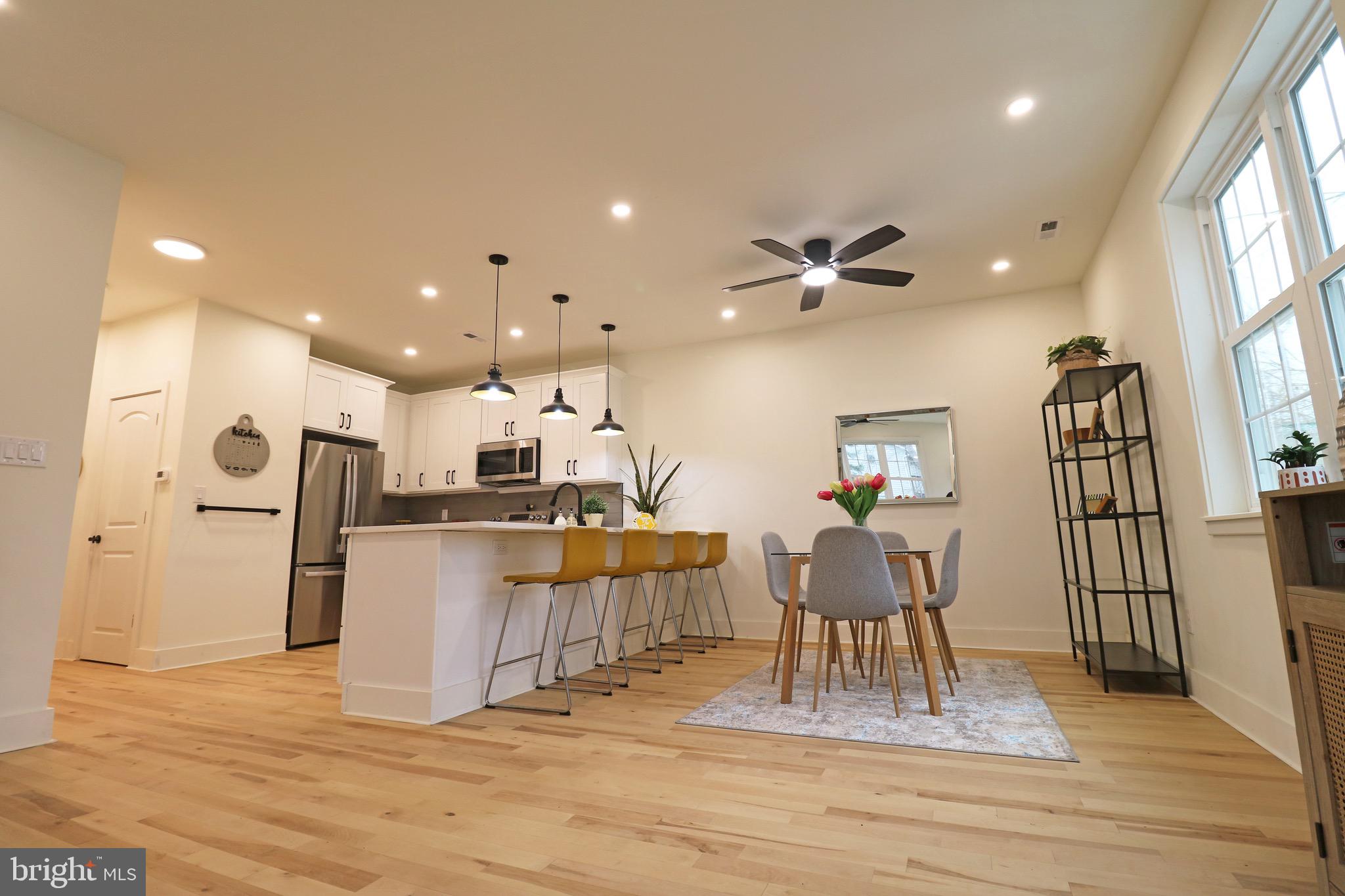 TWIN OAKS - Residential