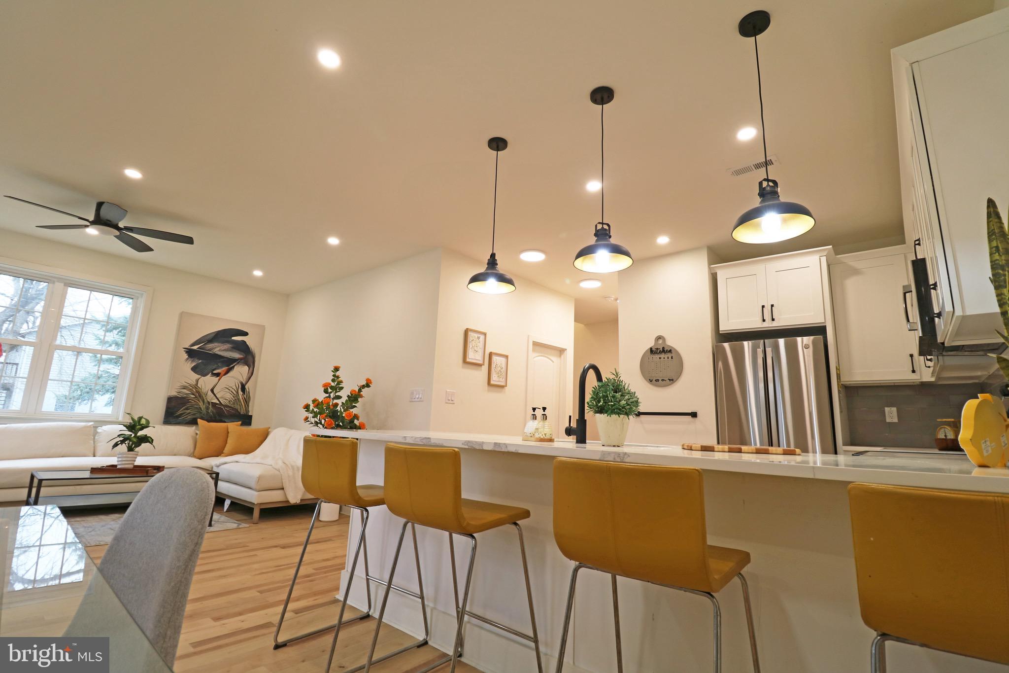 TWIN OAKS - Residential