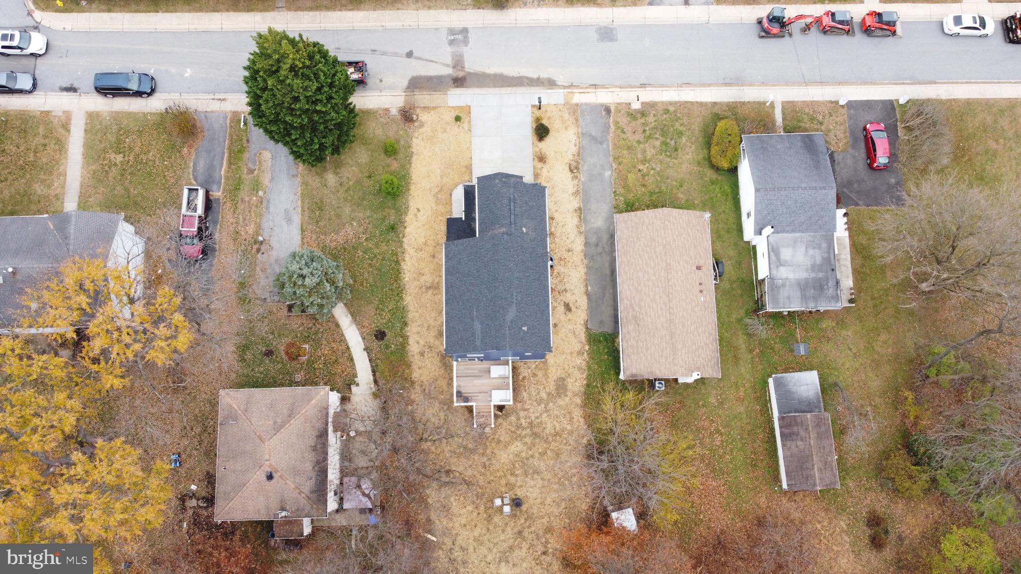 TWIN OAKS - Residential