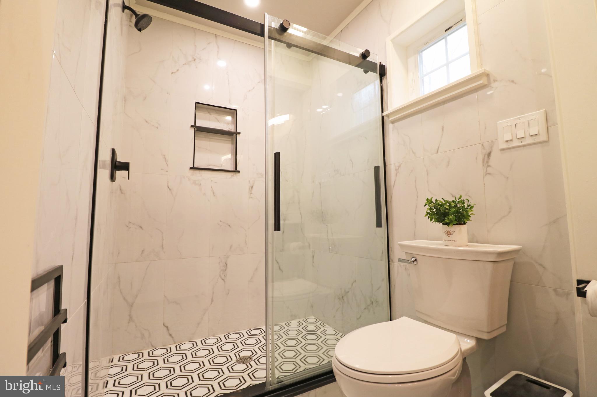 TWIN OAKS - Residential