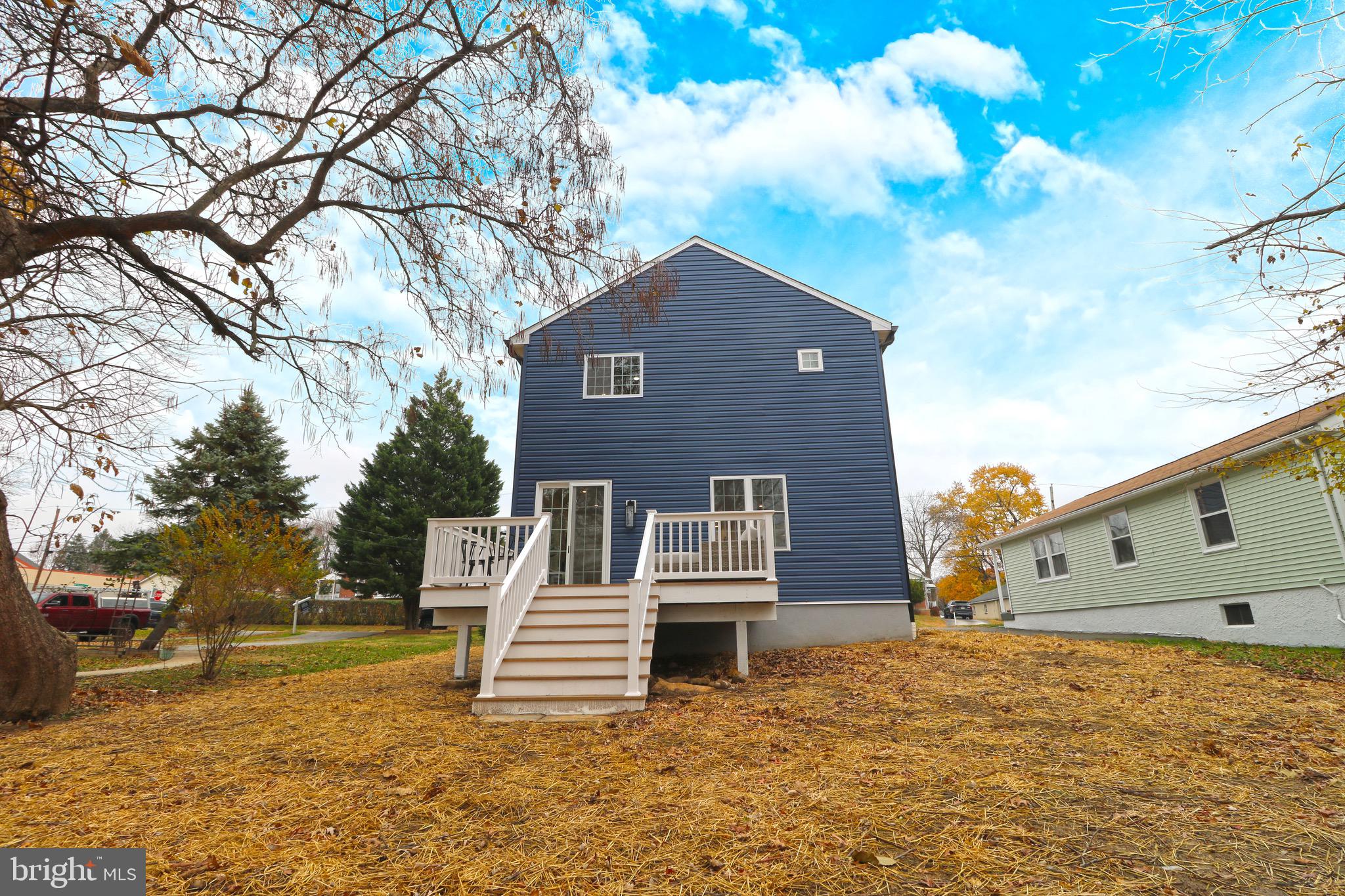 TWIN OAKS - Residential