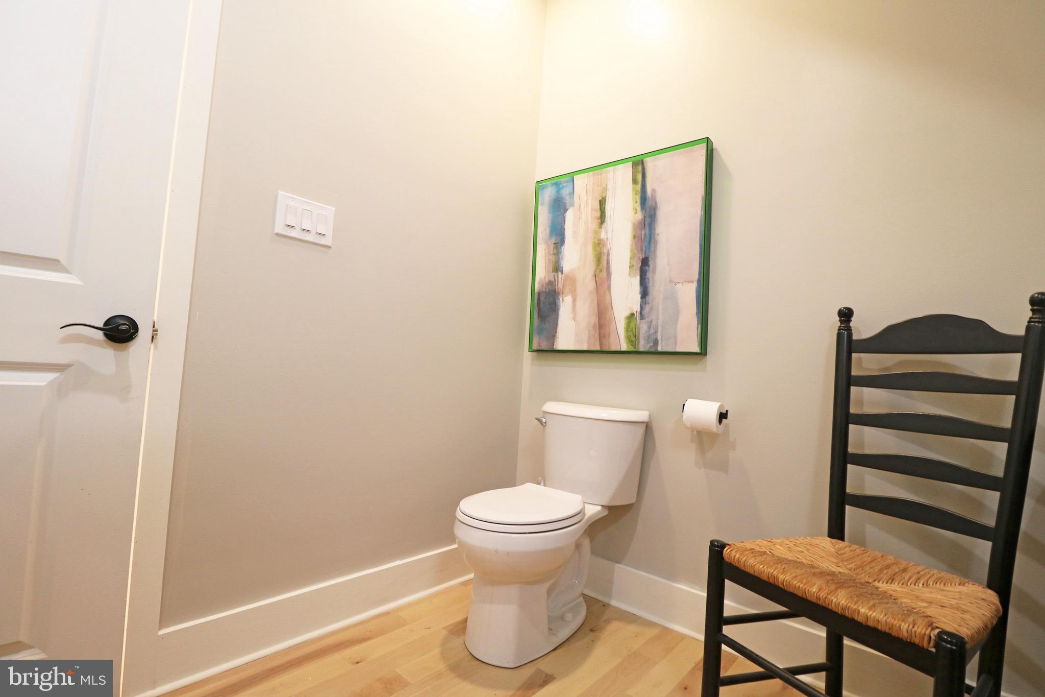 TWIN OAKS - Residential