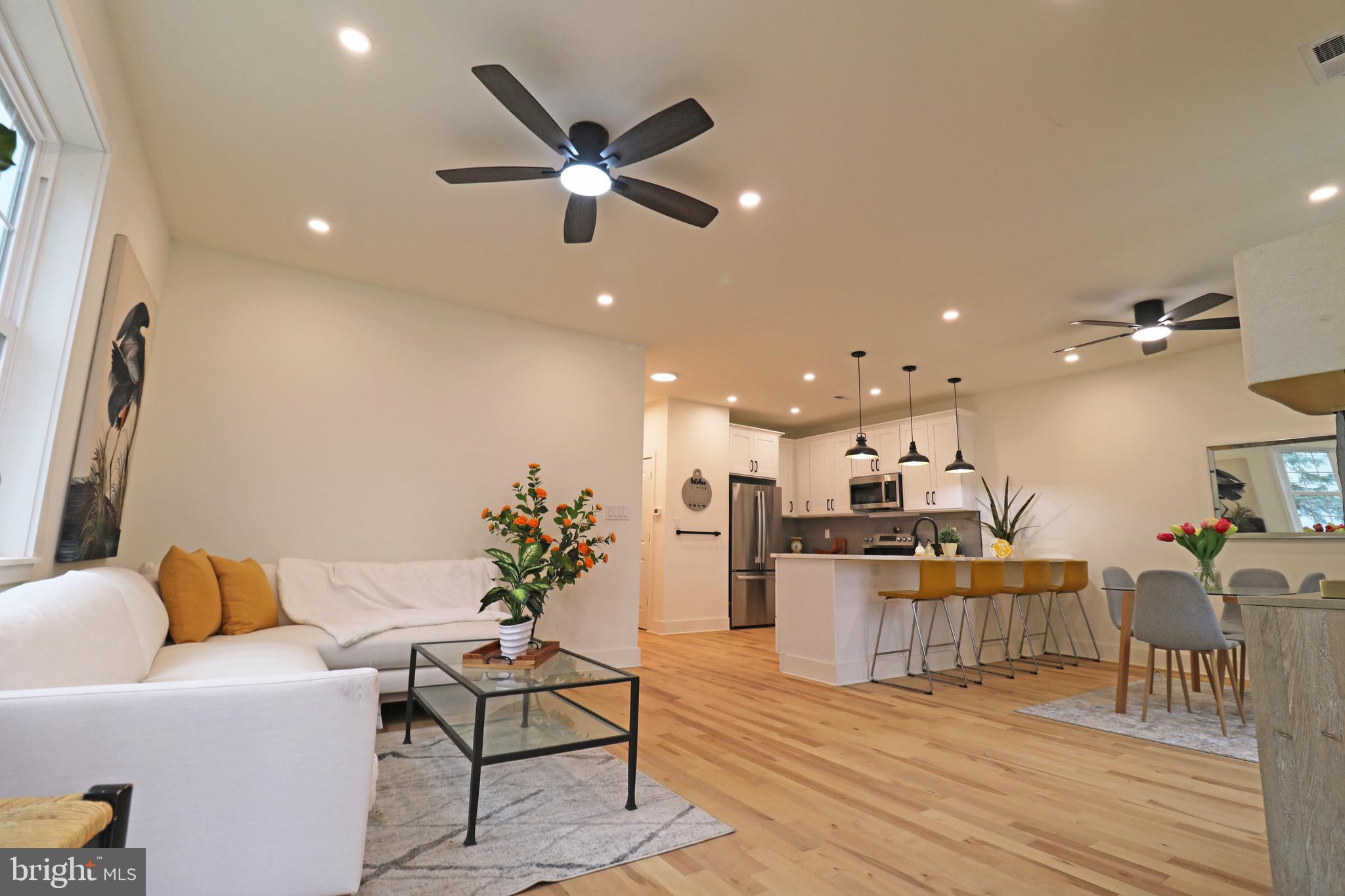 TWIN OAKS - Residential