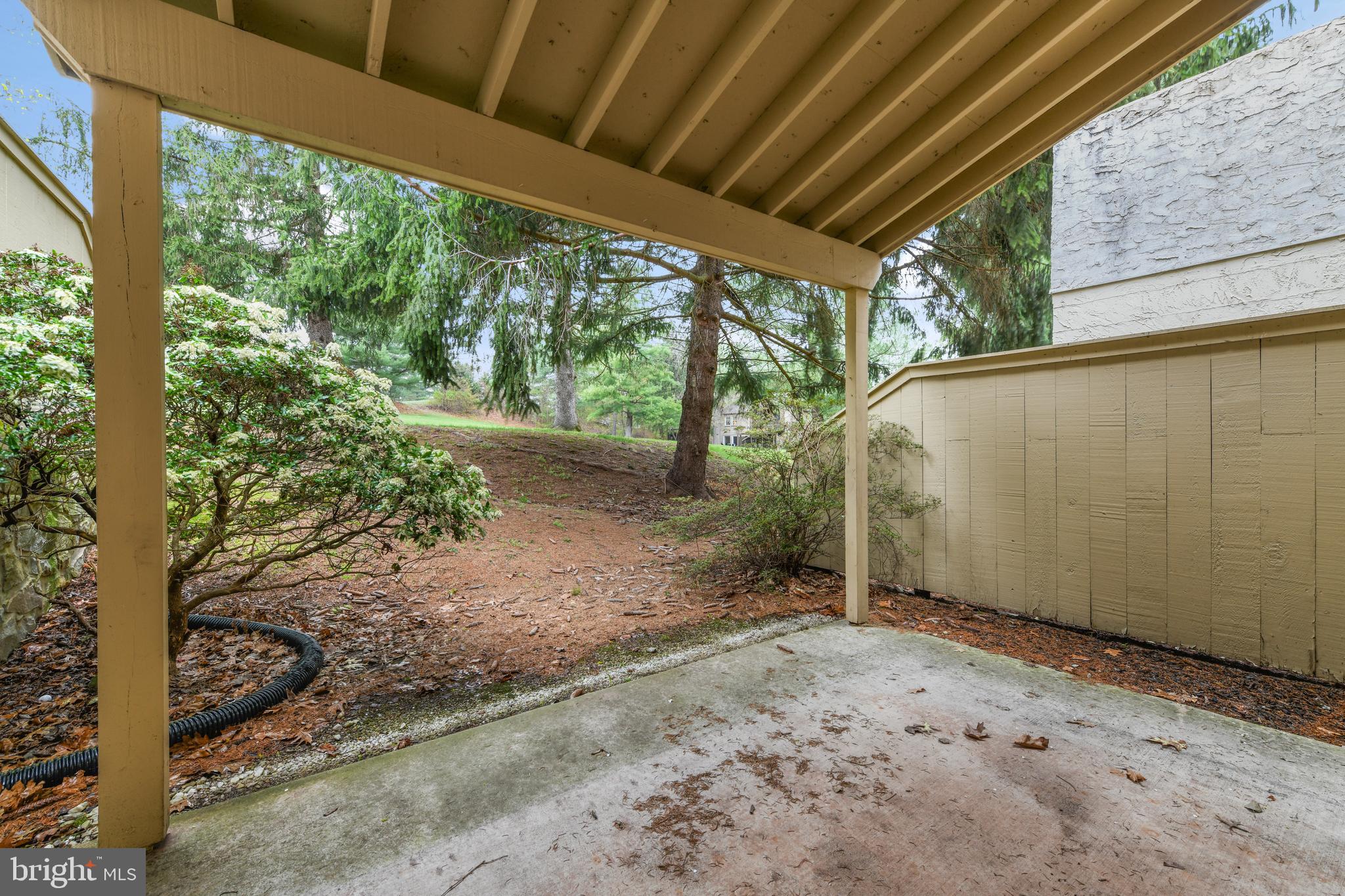 FLYING HILLS - Residential