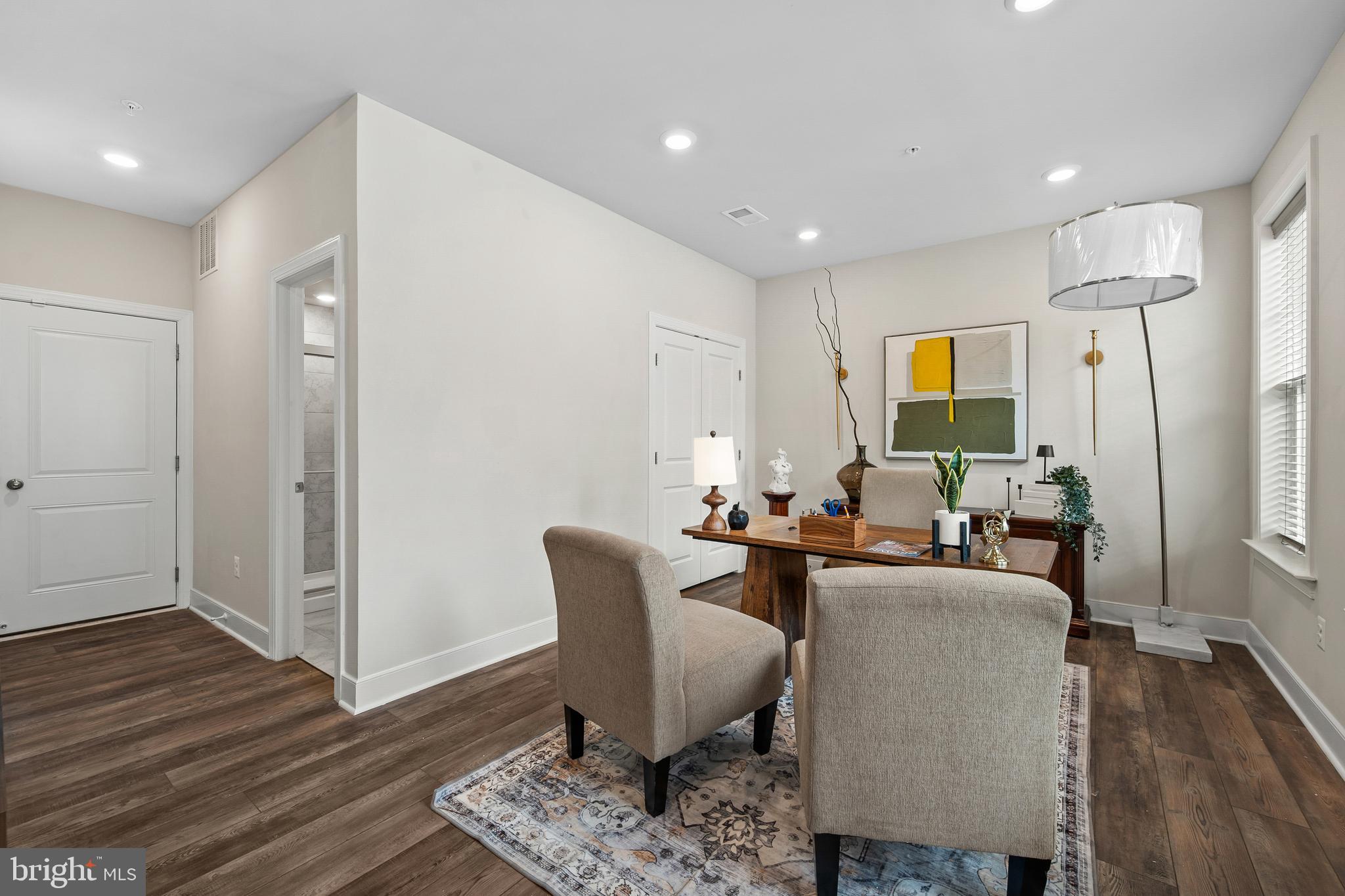 122 DICKENSON DRIVE