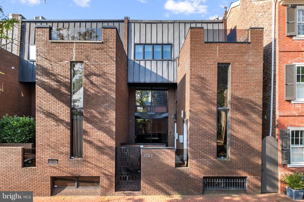 Photo of 502 Delancey Street 1/2 A #A, PHILADELPHIA, PA 19106 (MLS # PAPH2548622)