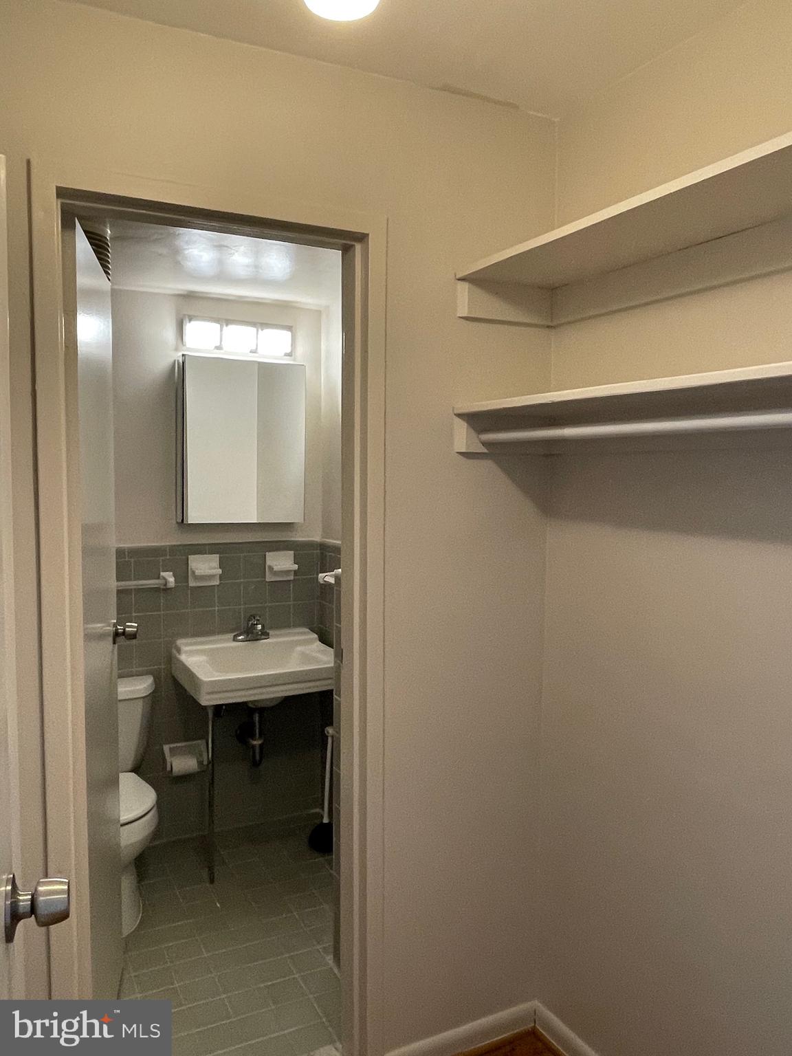 GROSVENOR - Residential Lease