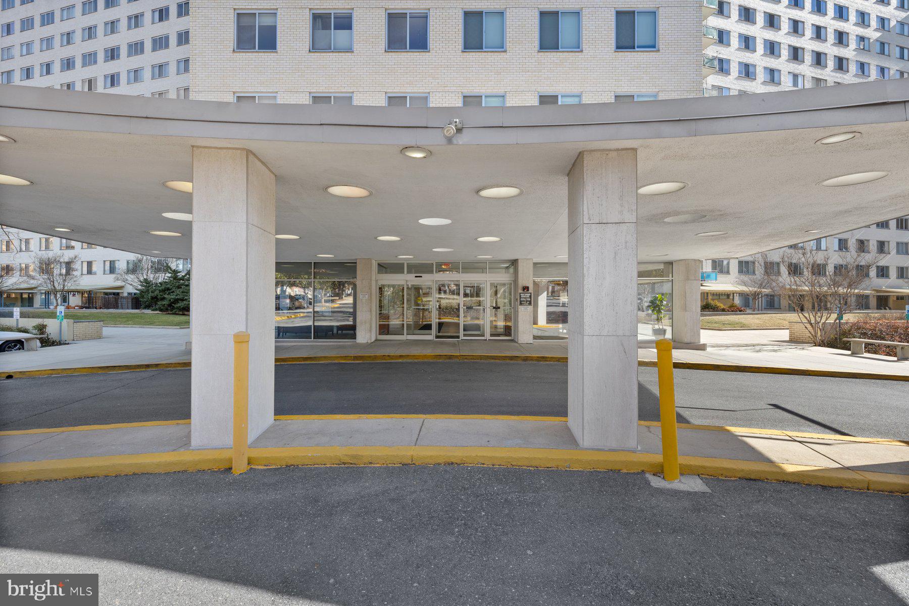 GROSVENOR - Residential Lease