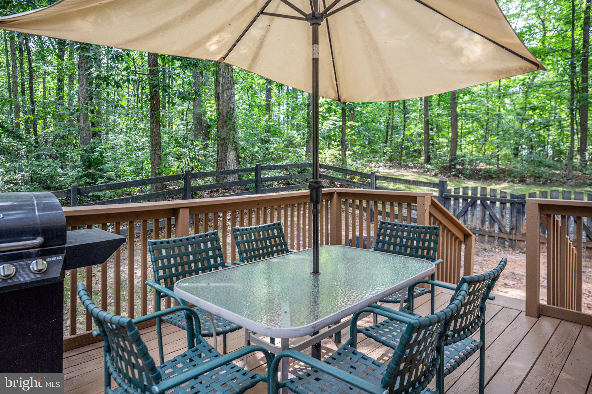 HUNTERS GROVE - Residential