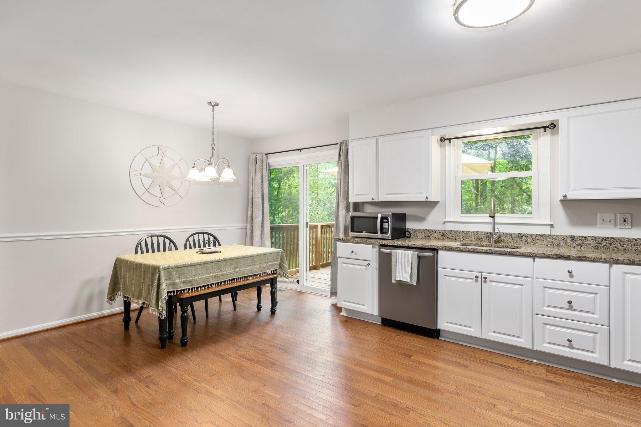 HUNTERS GROVE - Residential