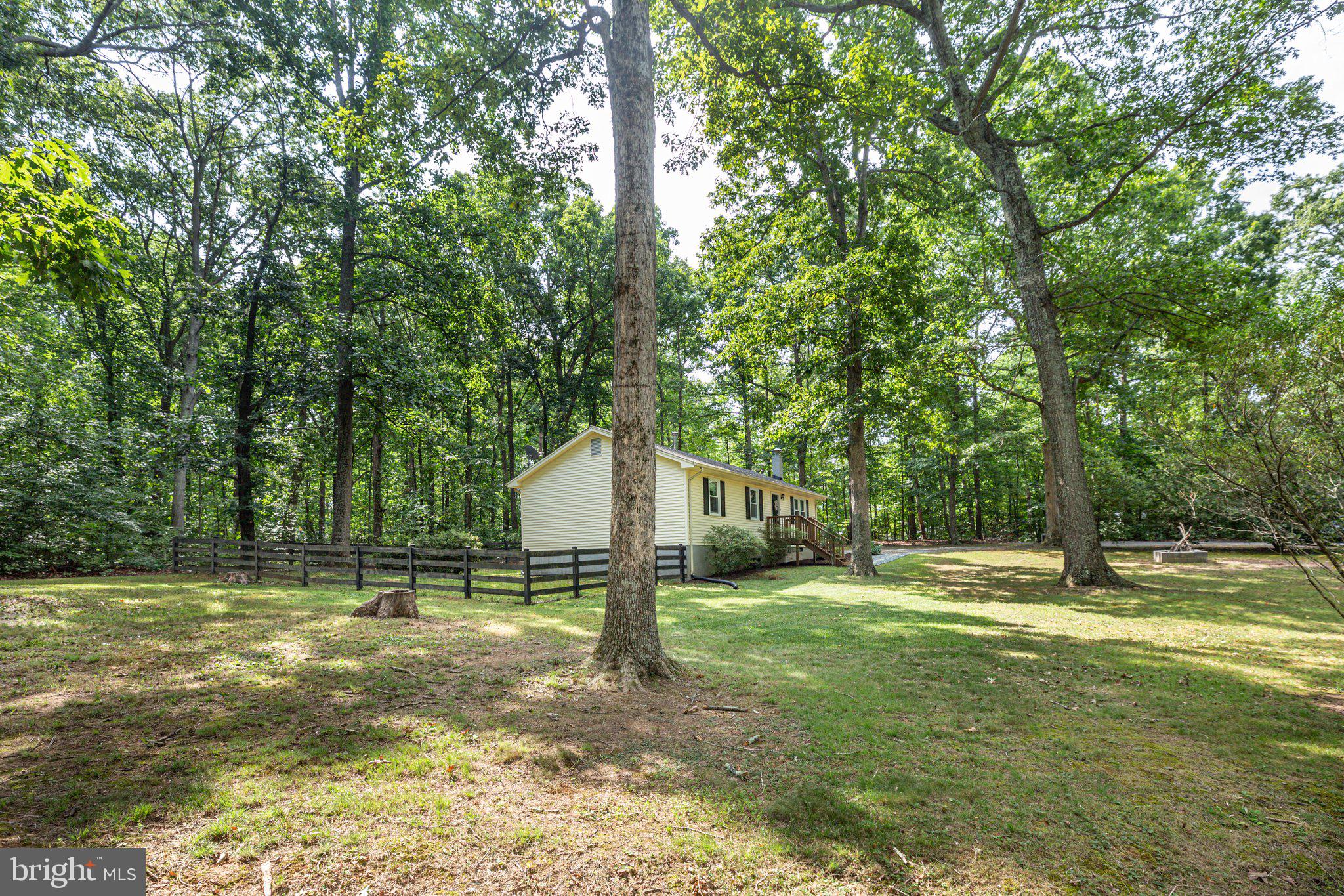 HUNTERS GROVE - Residential