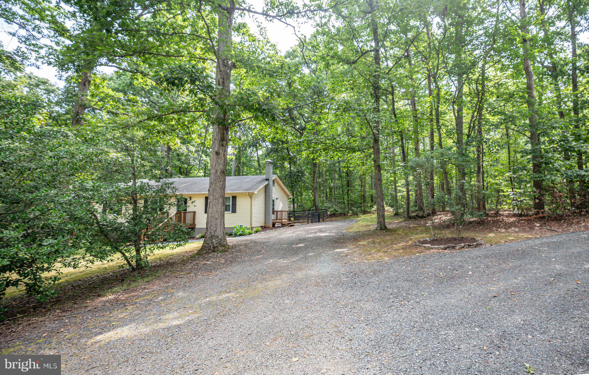 HUNTERS GROVE - Residential