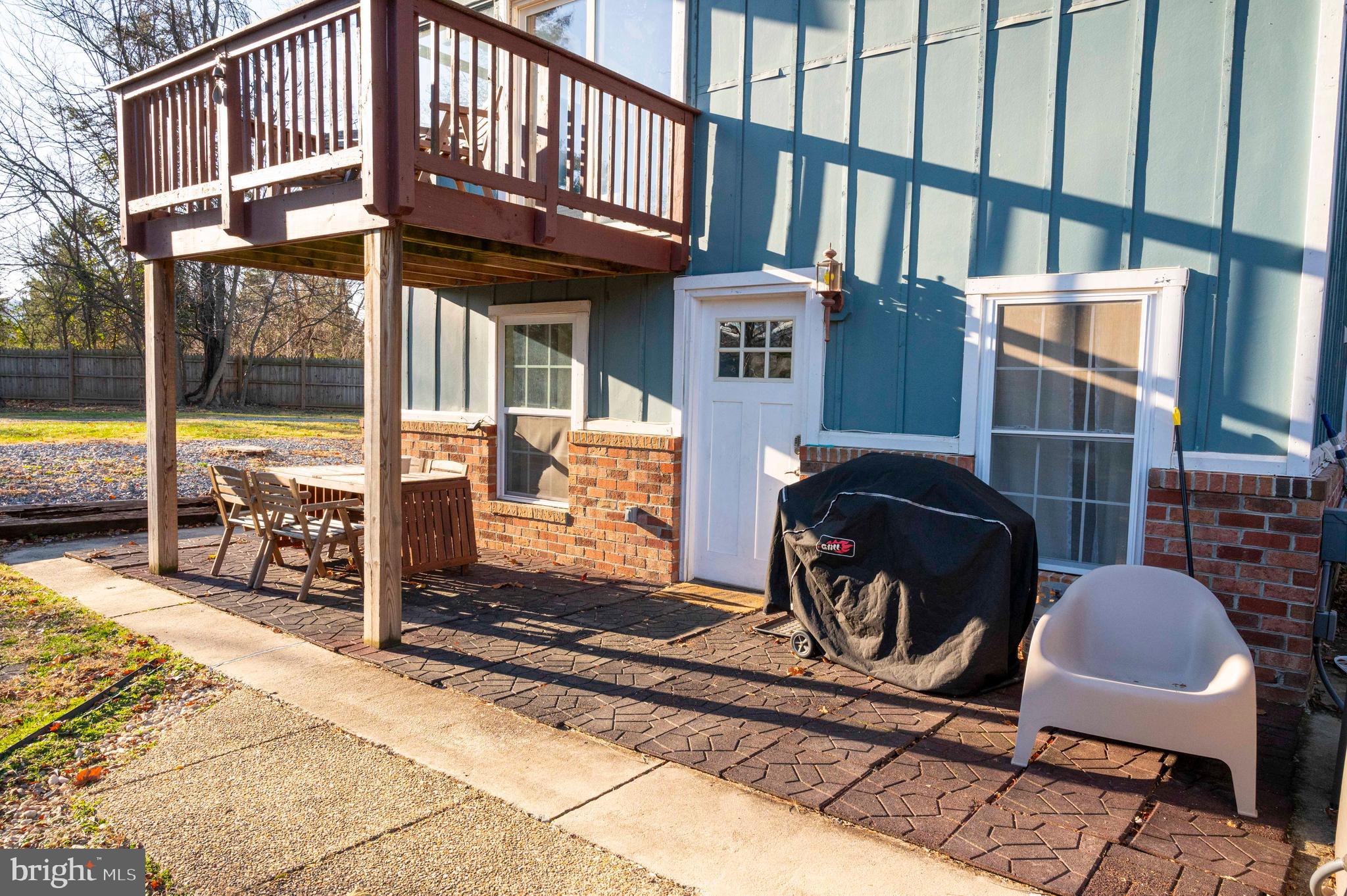 KEYES FERRY ACRES - Residential